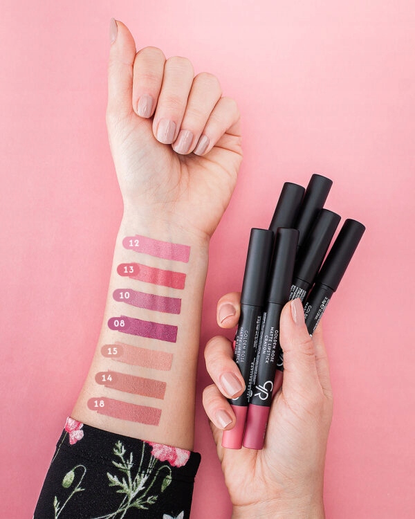 POMADKA MATOWA W KREDCE GOLDEN ROSE MATTE CRAYON LIPSTICK 10 Właściwości o przedłużonej trwałości