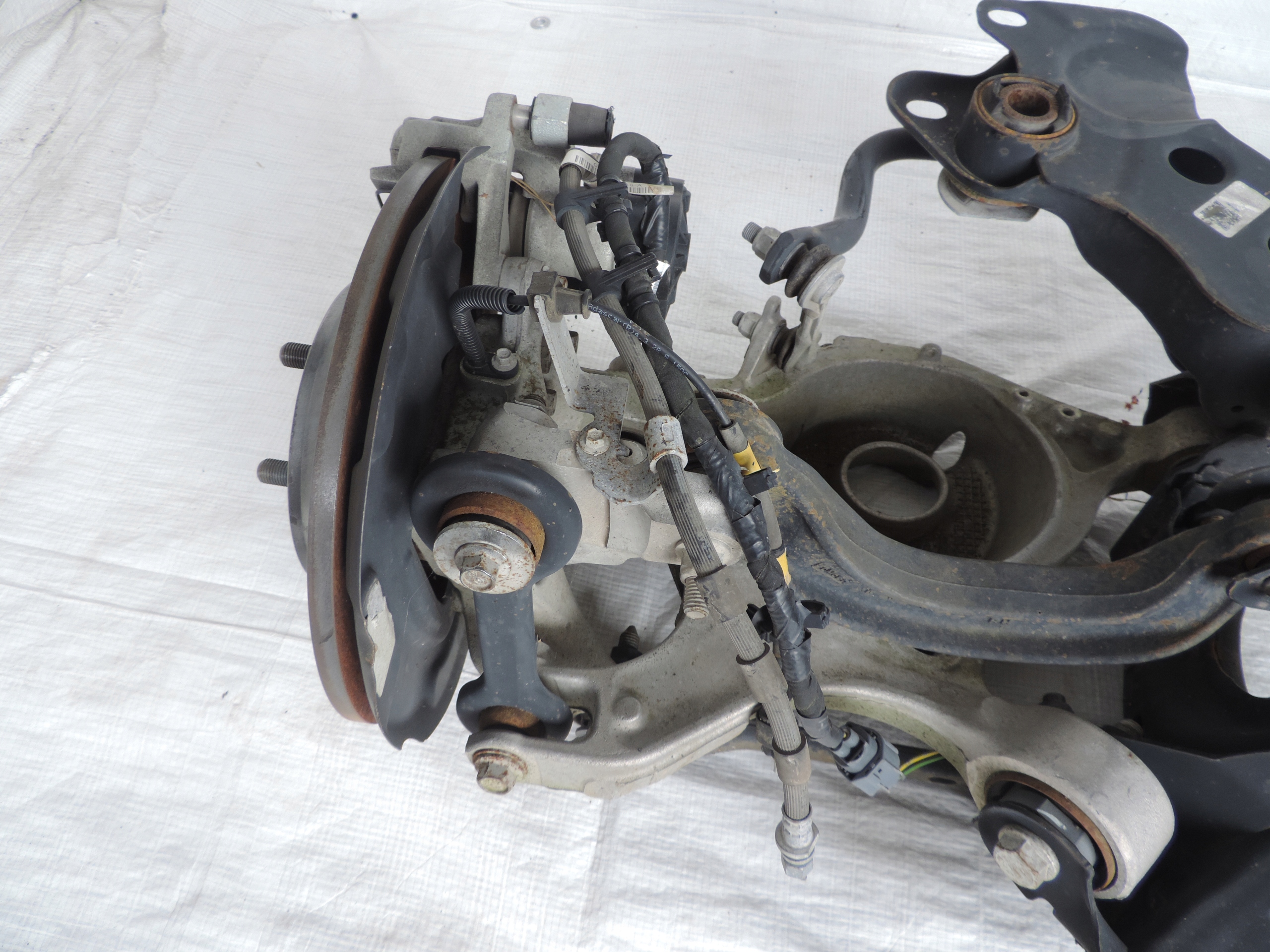 BELKA OŚ TYŁ TYLNA ZAWIESZENIA FORD EDGE II 2 MK2 2,0 TDCI Typ samochodu Samochody osobowe