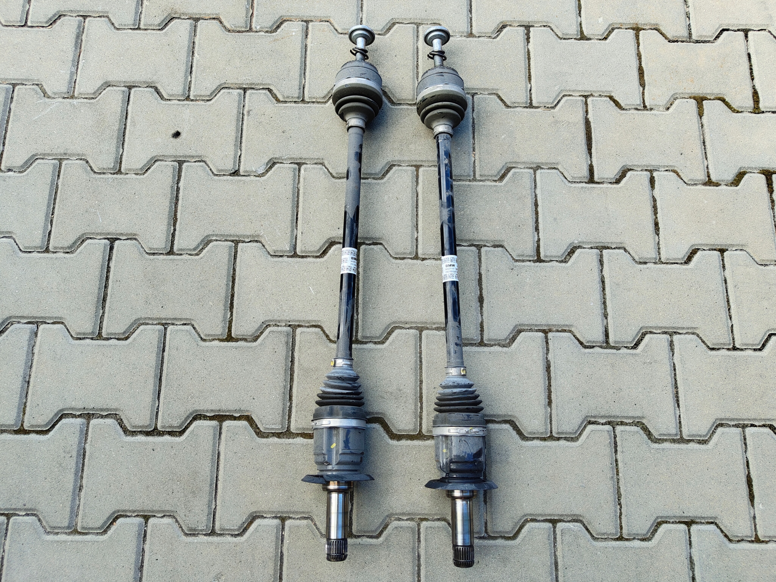 BMW X1 U11 semi-axis rear part 5A5C2F1