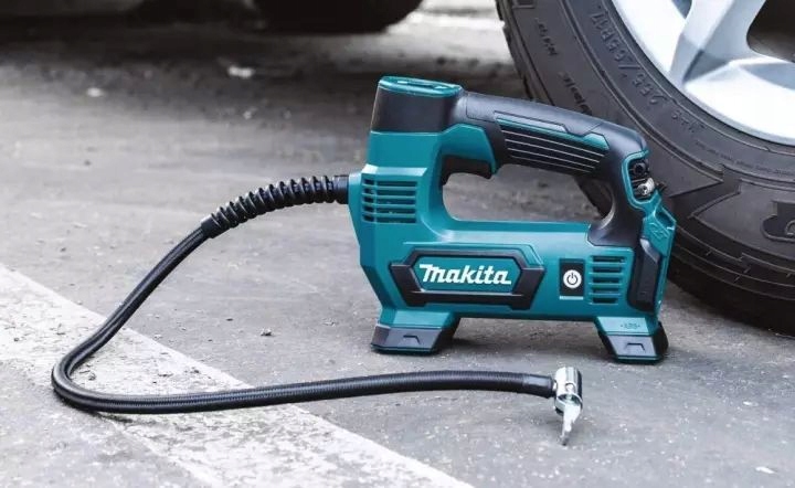 Profesjonalny kompresor Makita MP100DZ 12V + Torba Model MP100DZ