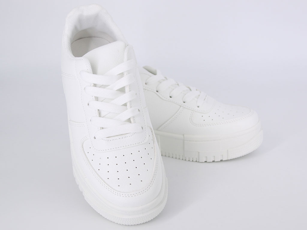 TRAMPKI SKÓRZANE SNEAKERSY ADIDASY BUTY BIAŁE DAMSKIE SPORTOWE 39 Materiał zewnętrzny skóra ekologiczna