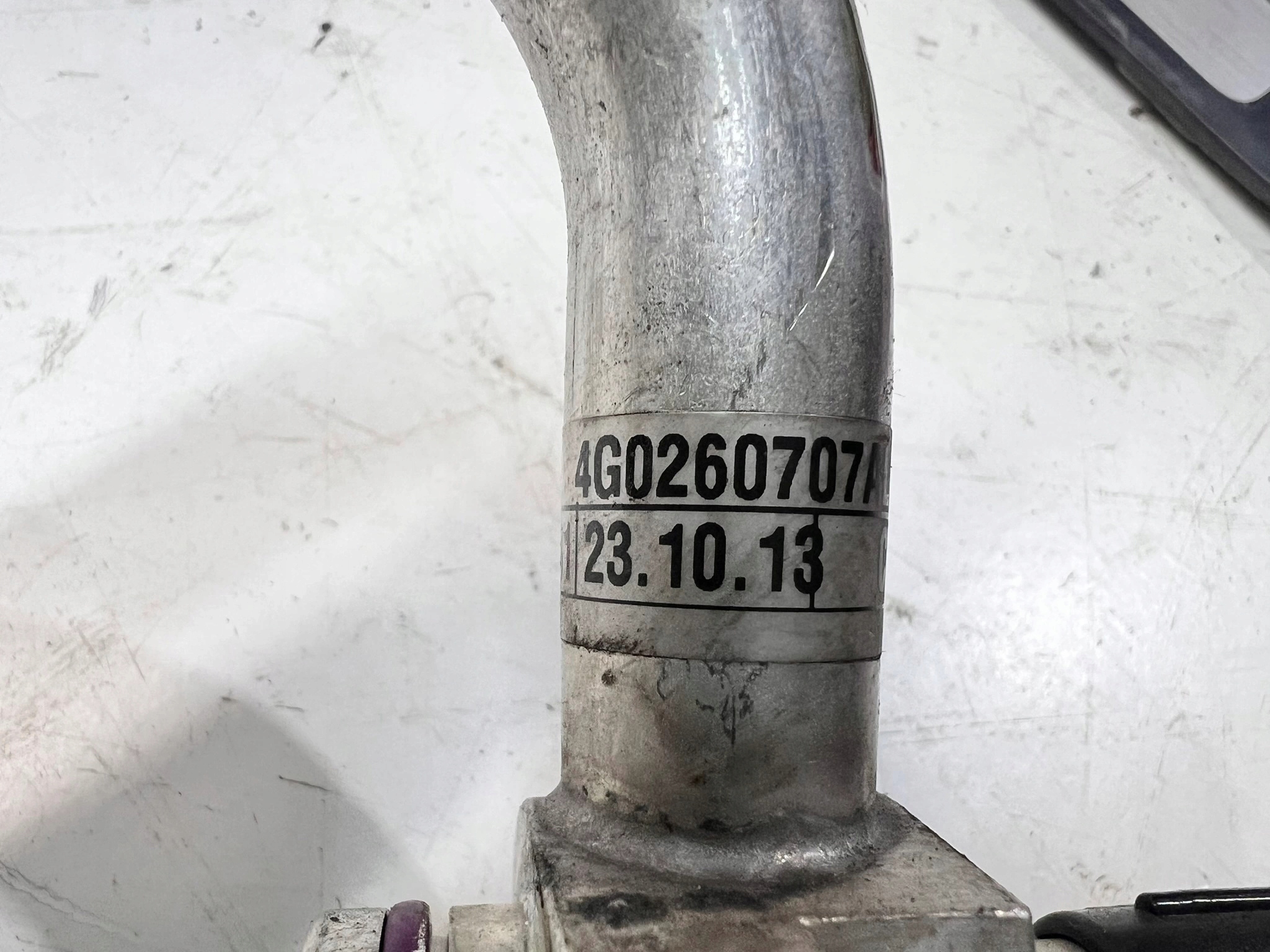 vedení hadice klimatizaci AUDI A6 C7 A7 4G0260707AL
