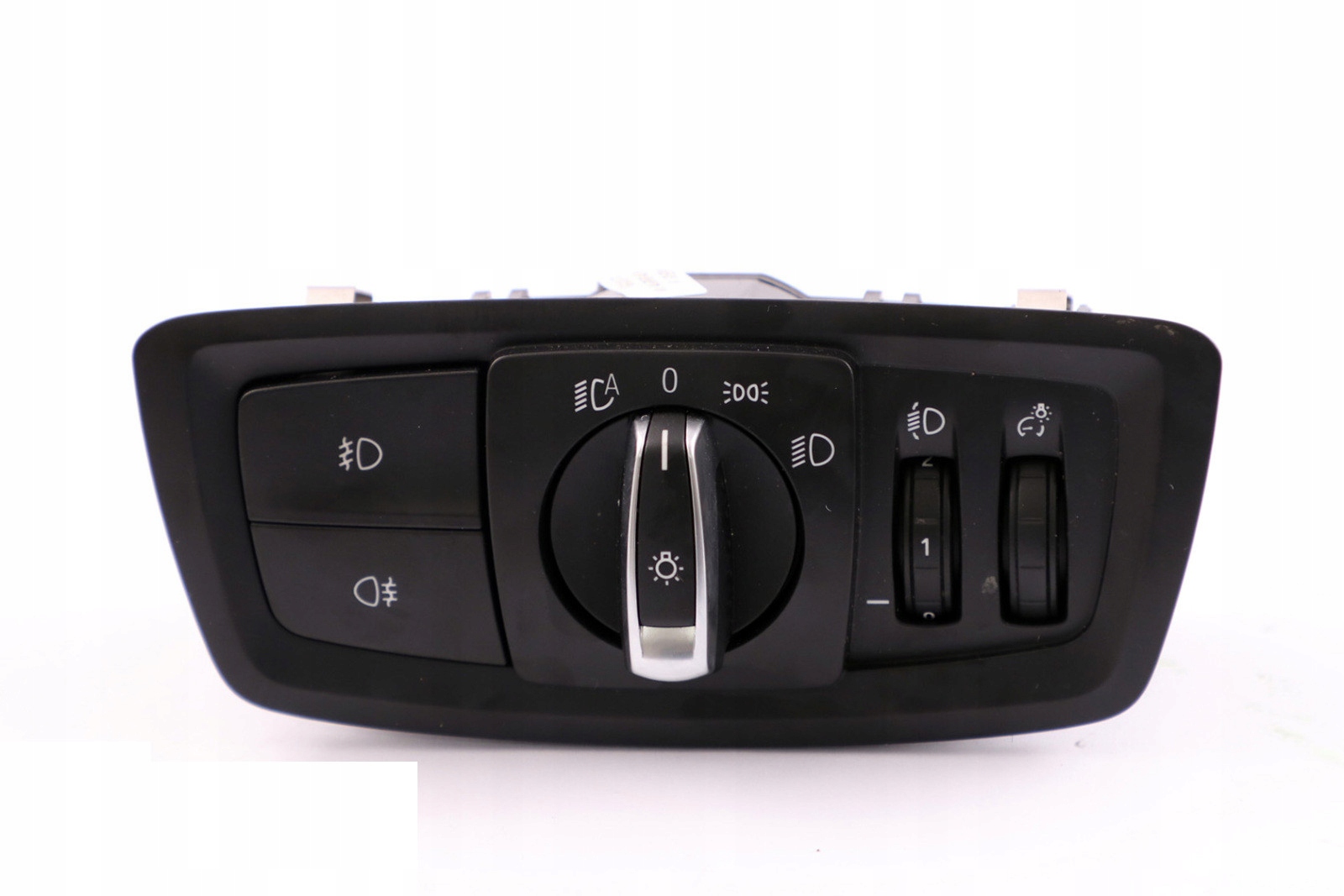 6847526 - BMW F20 F21 F22 LCI выключатель выключатель света