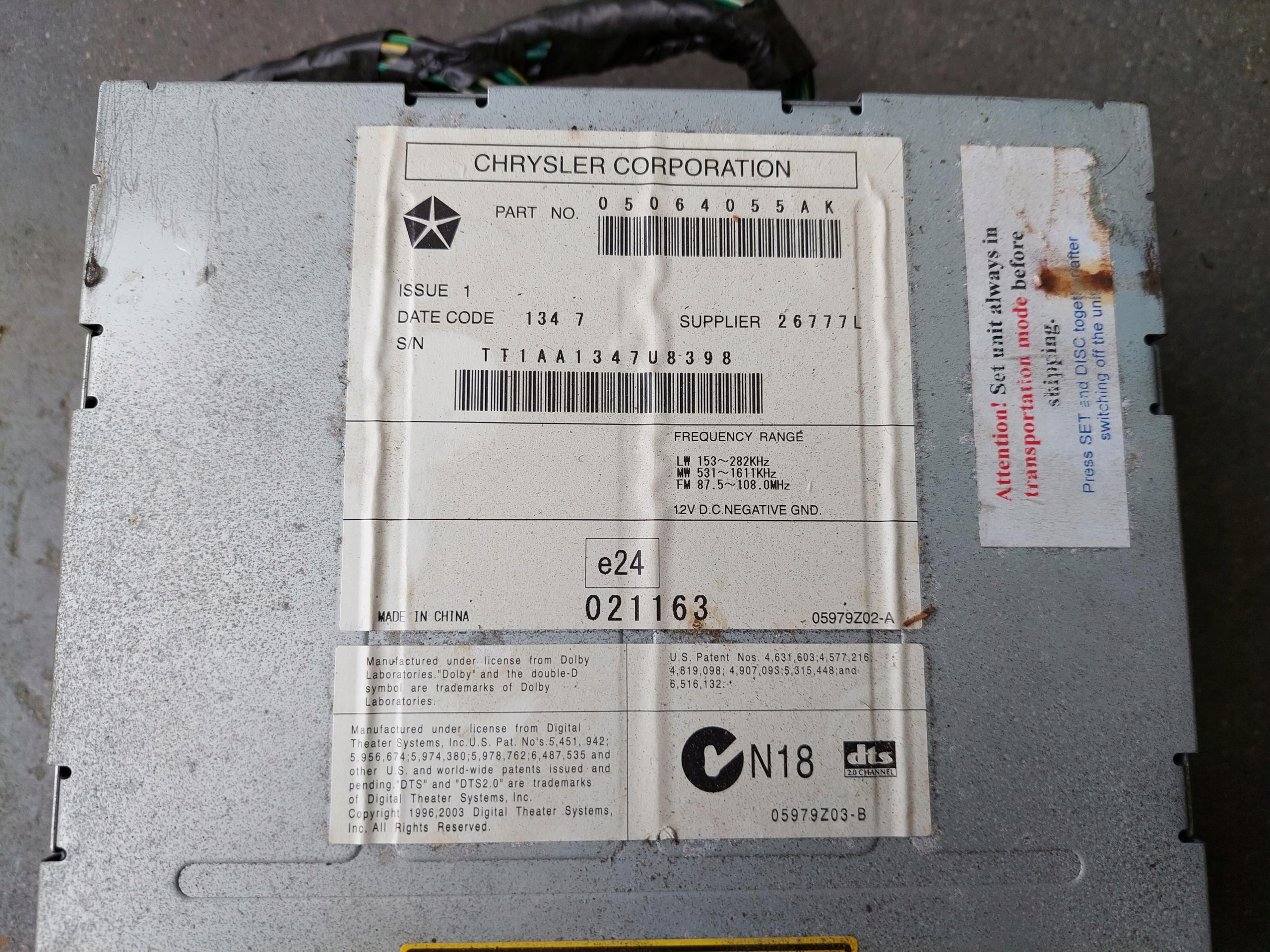 RADIO CD DVD MP3 05064055AK DODGE NITRO