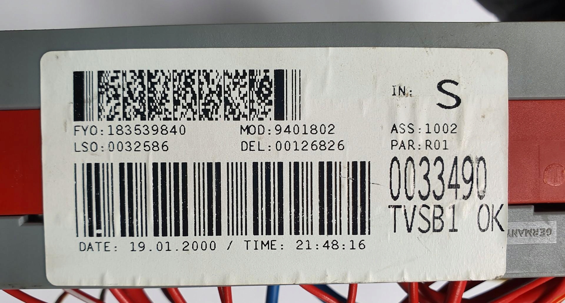 блок предохранителей volvo S80 9441584 9401802 9452772