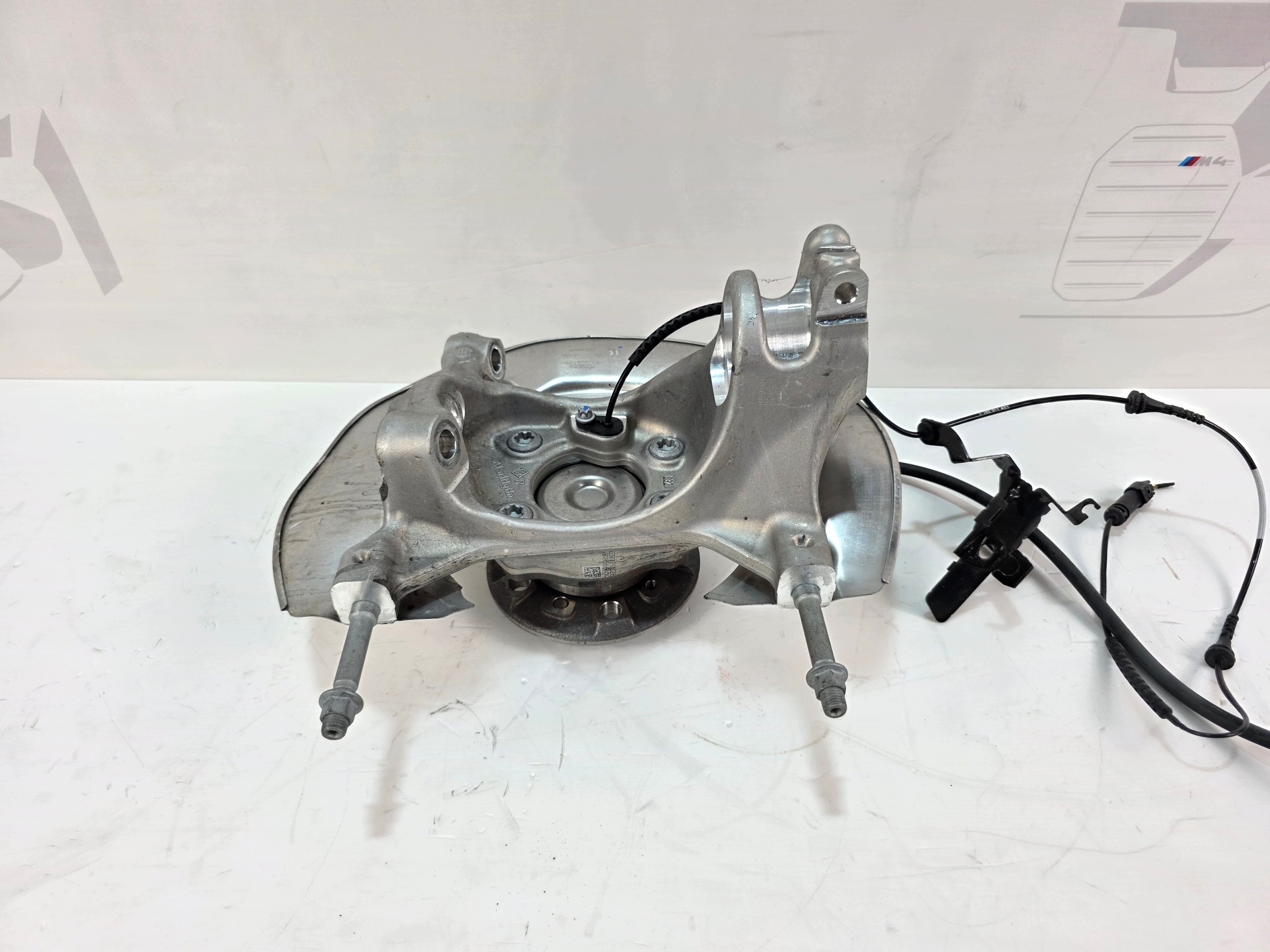 swing right front BMW M2 G87 M3 G80 M4 G82 8095664 8093712