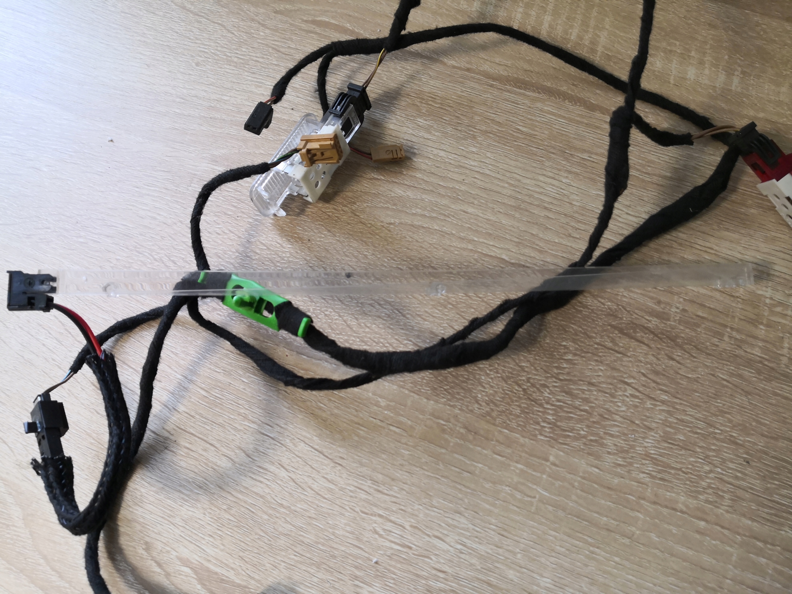 PODSWIETLENIE AMBIENT left rear part AUDI A6 C6