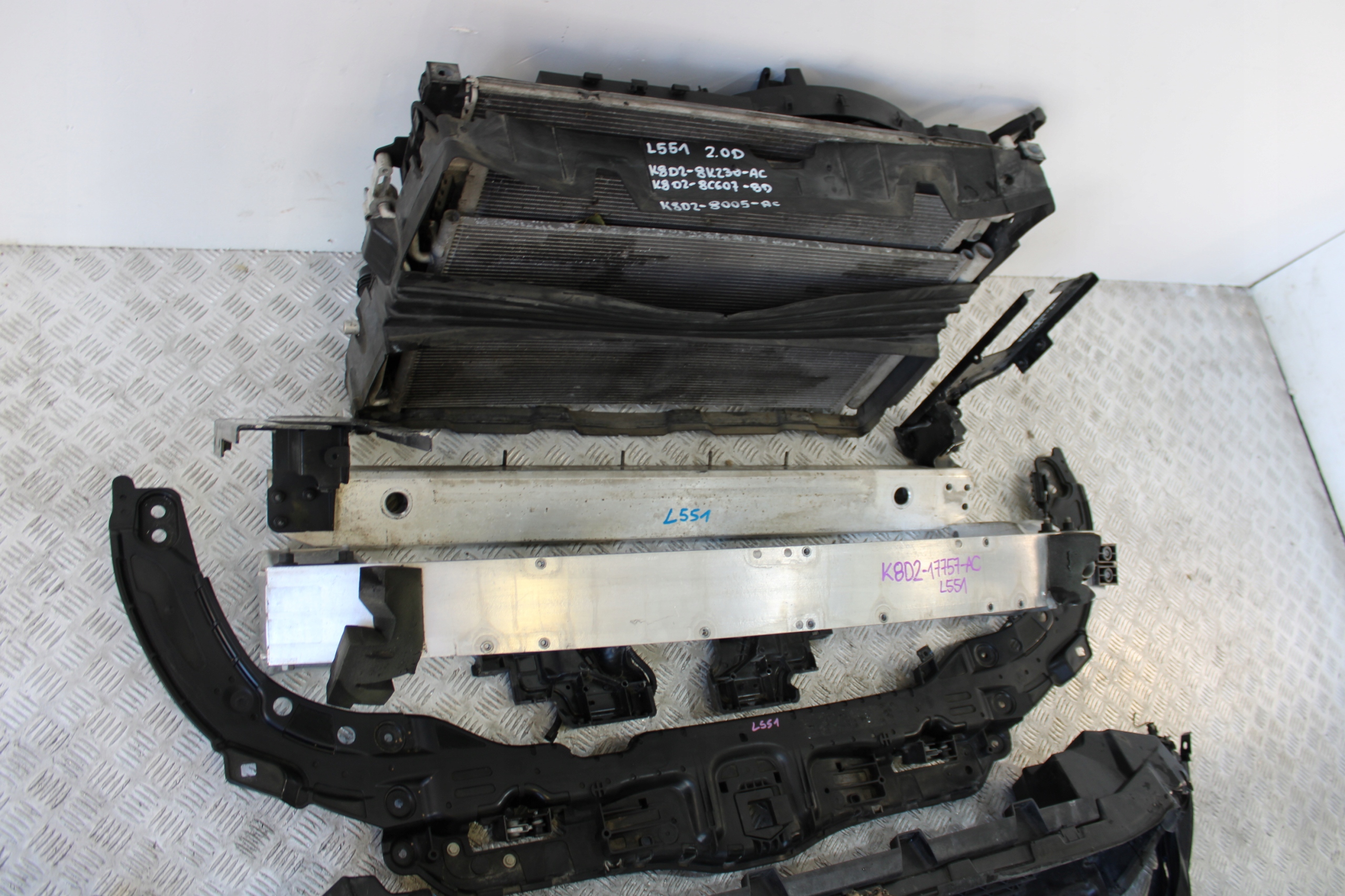 support panel for radiators front pillar radiator LAND ROVER EVOQUE II 2 L551 2,0D