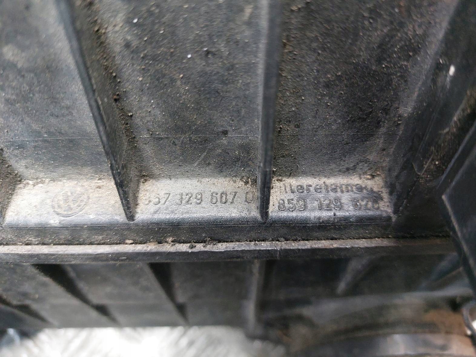Luftmassenmesser + Gehäuse filter luft VOLKSWAGEN PASSAT B3 037906301B