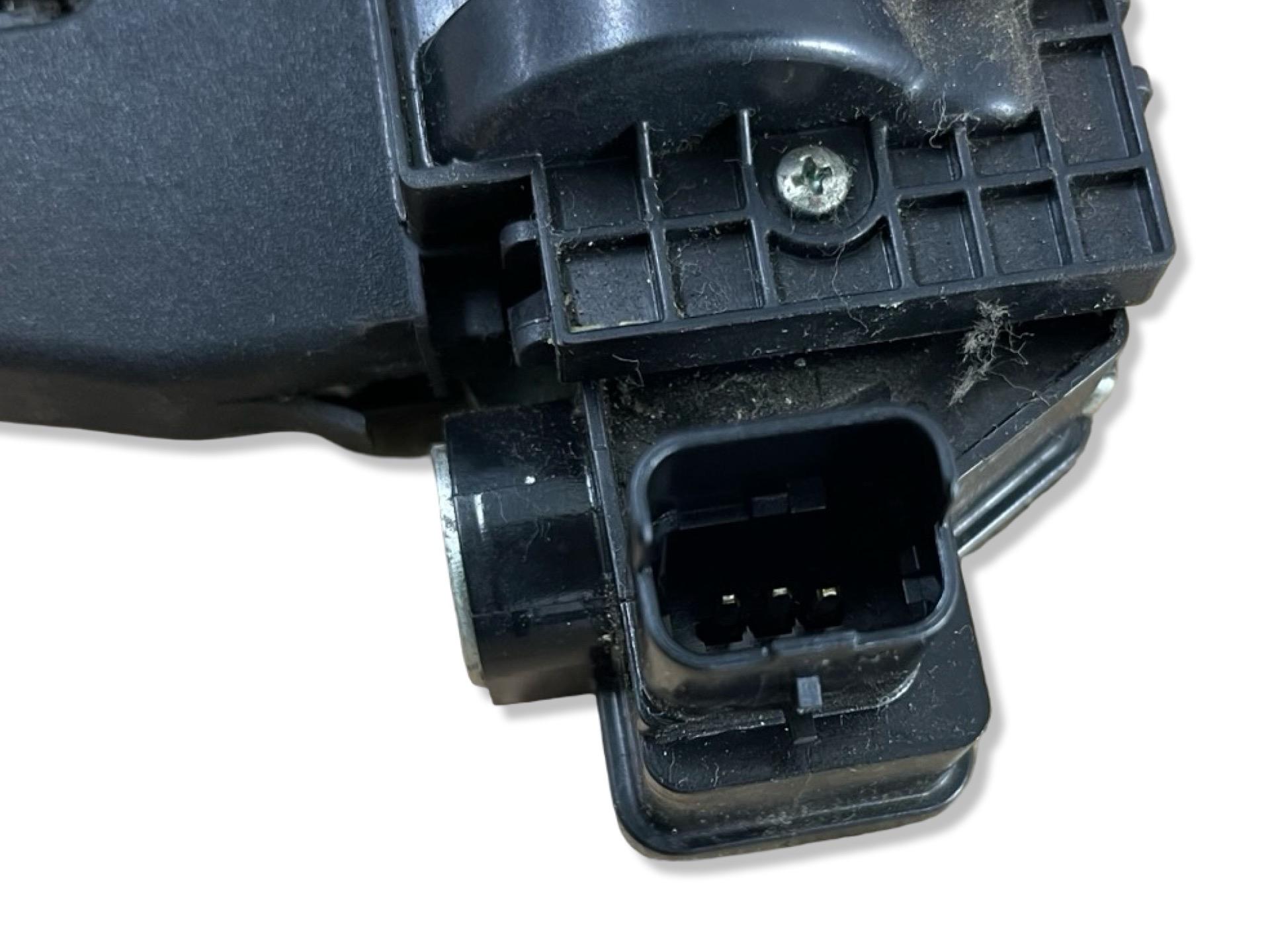 lock bonnet boot Peugeot 3008 2011 9684648680