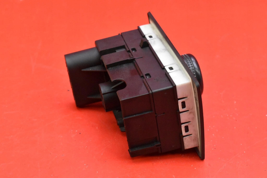 switch light switch 13205863LD OPEL ZAFIRA B 05-10
