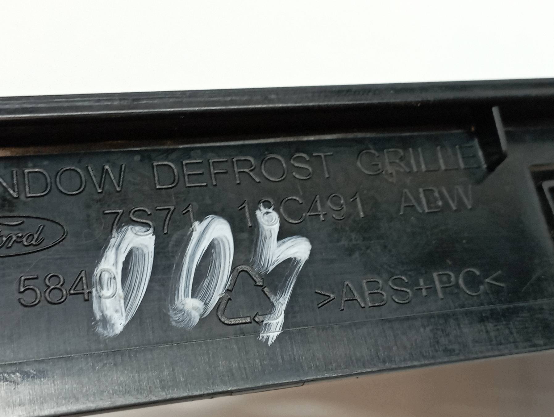 grid central of the dashboard upper 7S71-AD3ZHE Ford Mondeo Mk4 (2007-2014)