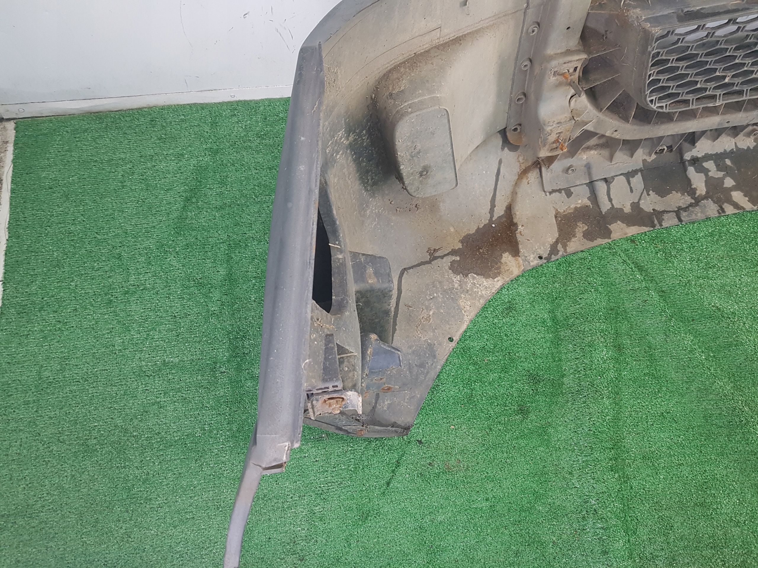 bumper front front IVECO 35 DAILY 4 3802001 2006 - 2012