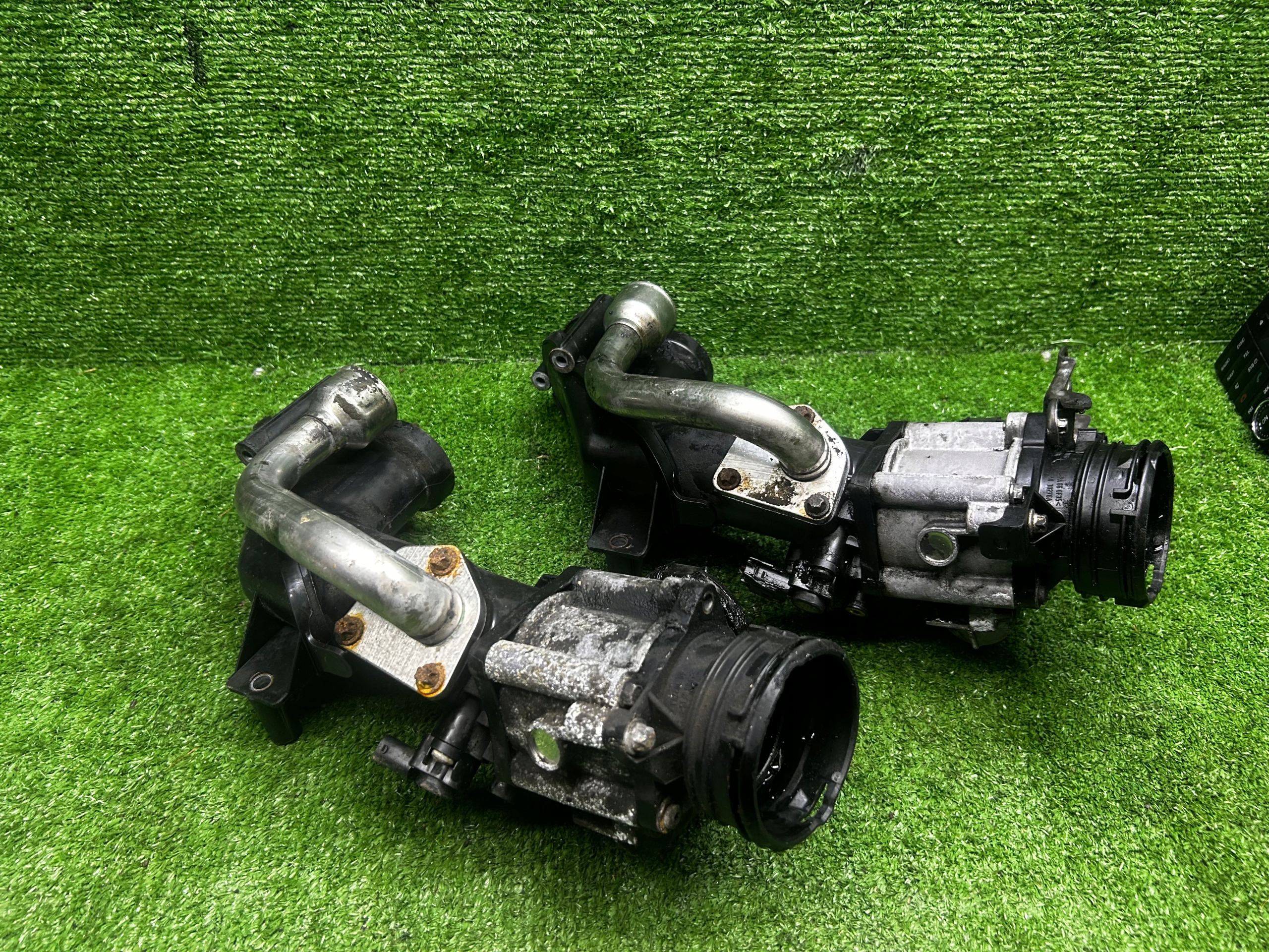 DOLOT RURA KRÓCIEC POWIETRZA MERCEDES CLS W219 W211 3.0 CDI A6420901057