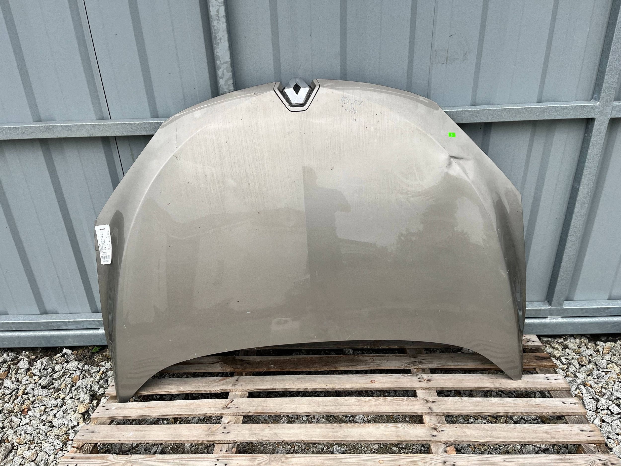 Capot RENAULT MEGANE III 651009018R @M