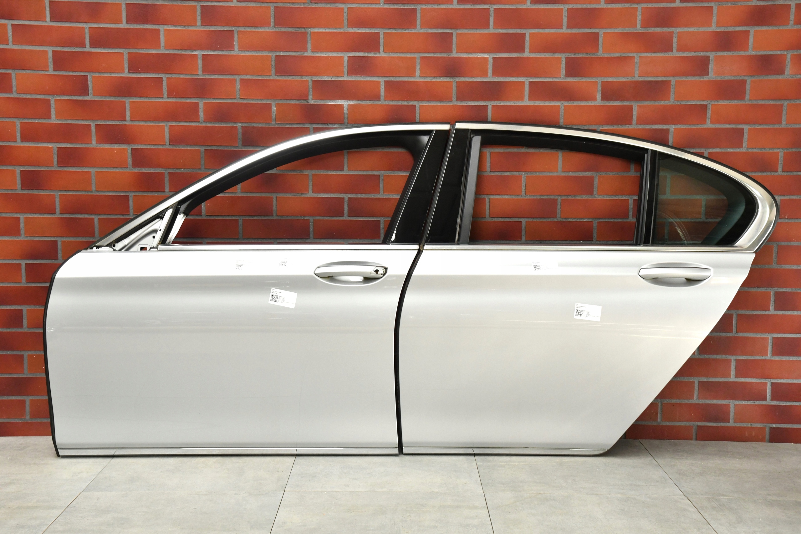 door left front front rear part rear. BMW 7 G11 colour A83 GLACIERSILBER