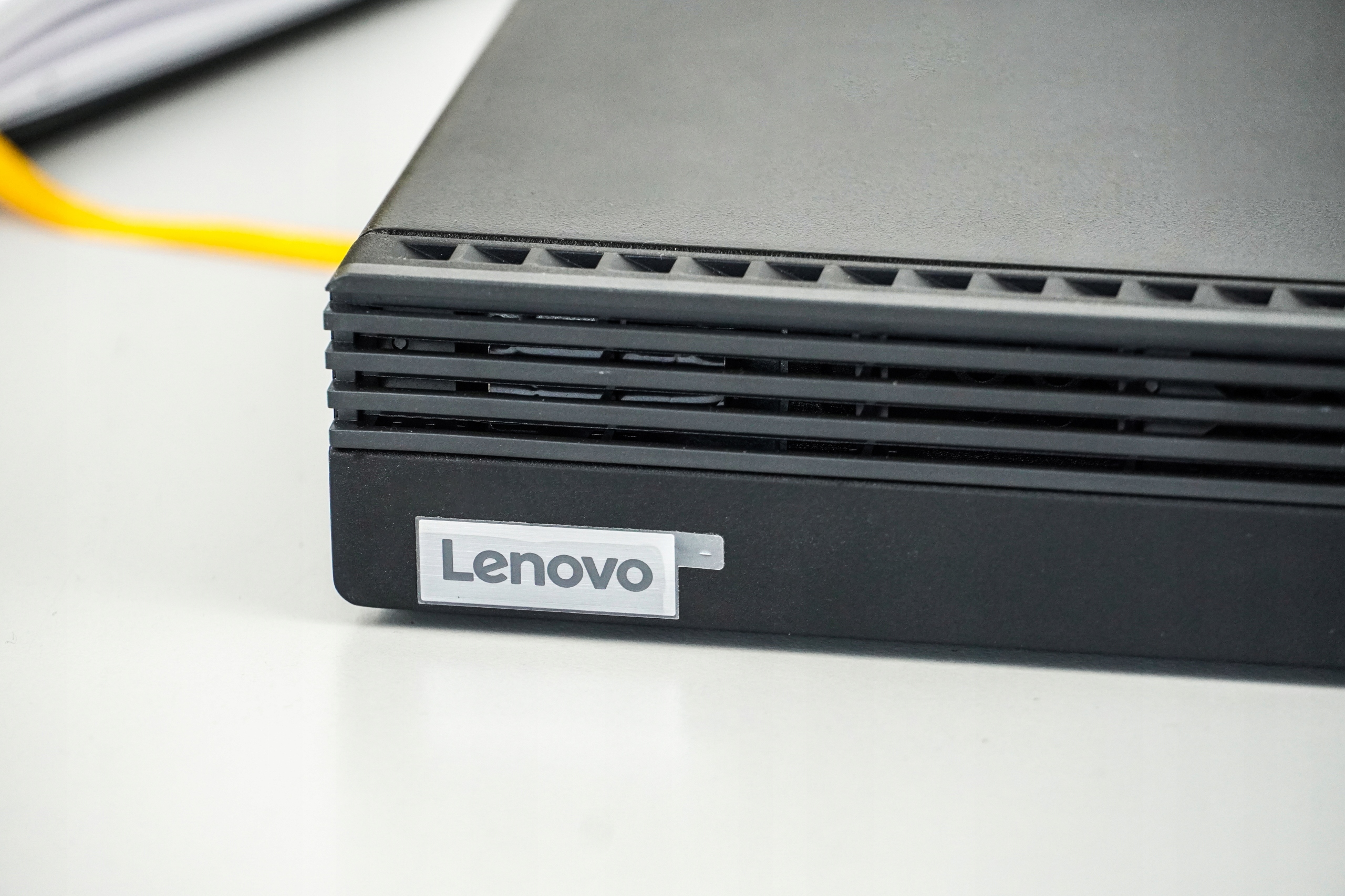 Wydajny Mini PC Lenovo ThinkCentre M75q Ryzen | 8GB | 256SSD | Win11 Model LENOVO M75Q GEN 2