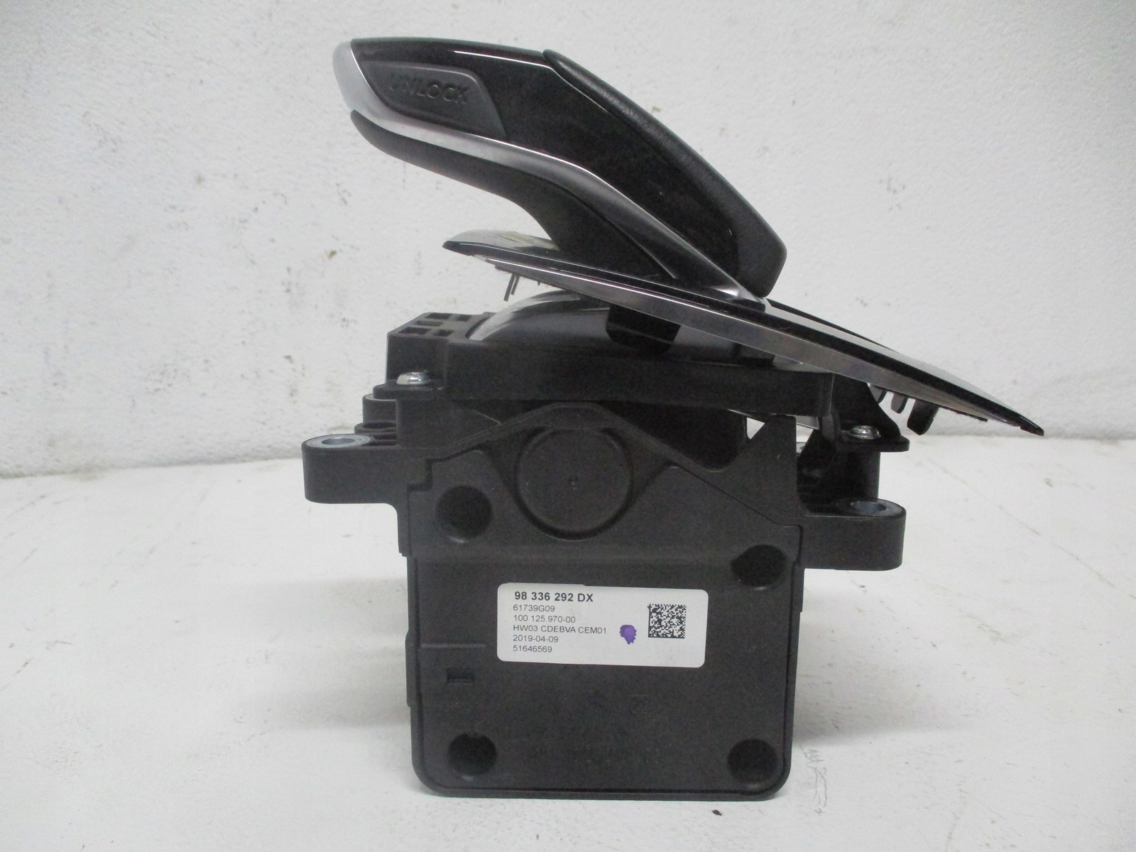 Mécanisme Mecanisme levier vitesse Mécanisme levier vitesse Engrenage CITROEN DS7 98336292DX