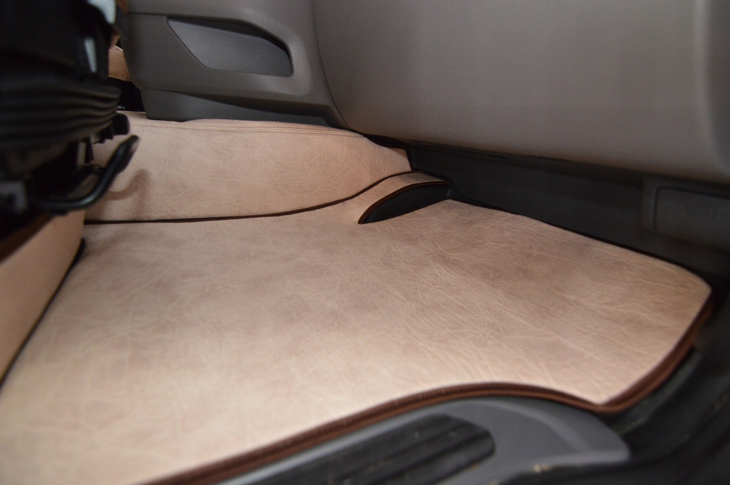 Dywaniki PRESTIGE LINE Scania R od 2017 r EAN 5904261604562