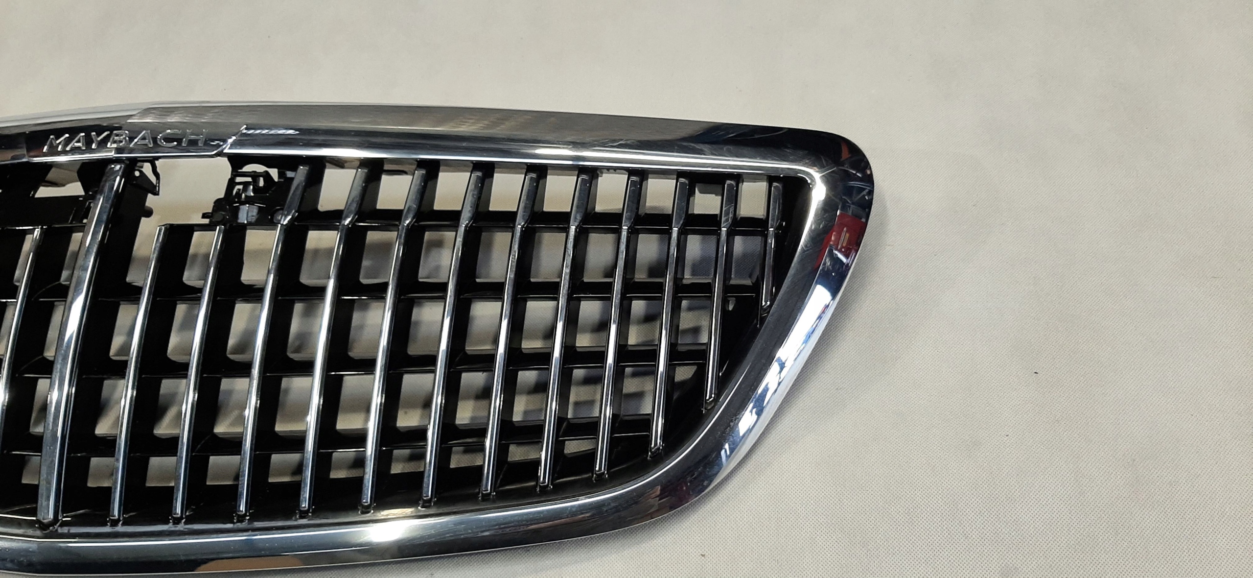 MERCEDES S-CLASS GRILL ATRAPA A2228805202 Numer katalogowy części A2228805202
