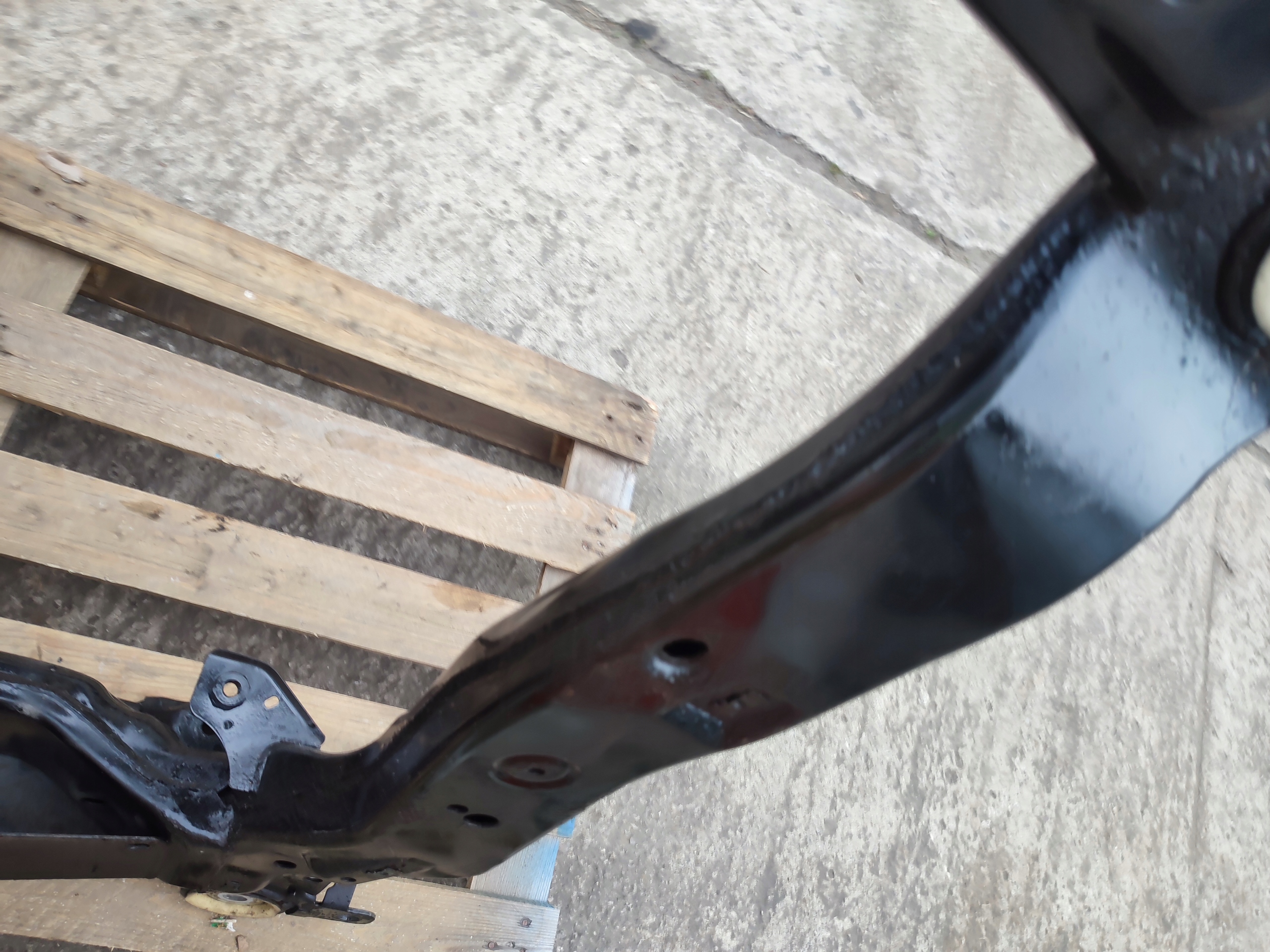 axle beam subframe axle beam sider trawers front OPEL INSIGNIA B 84305675