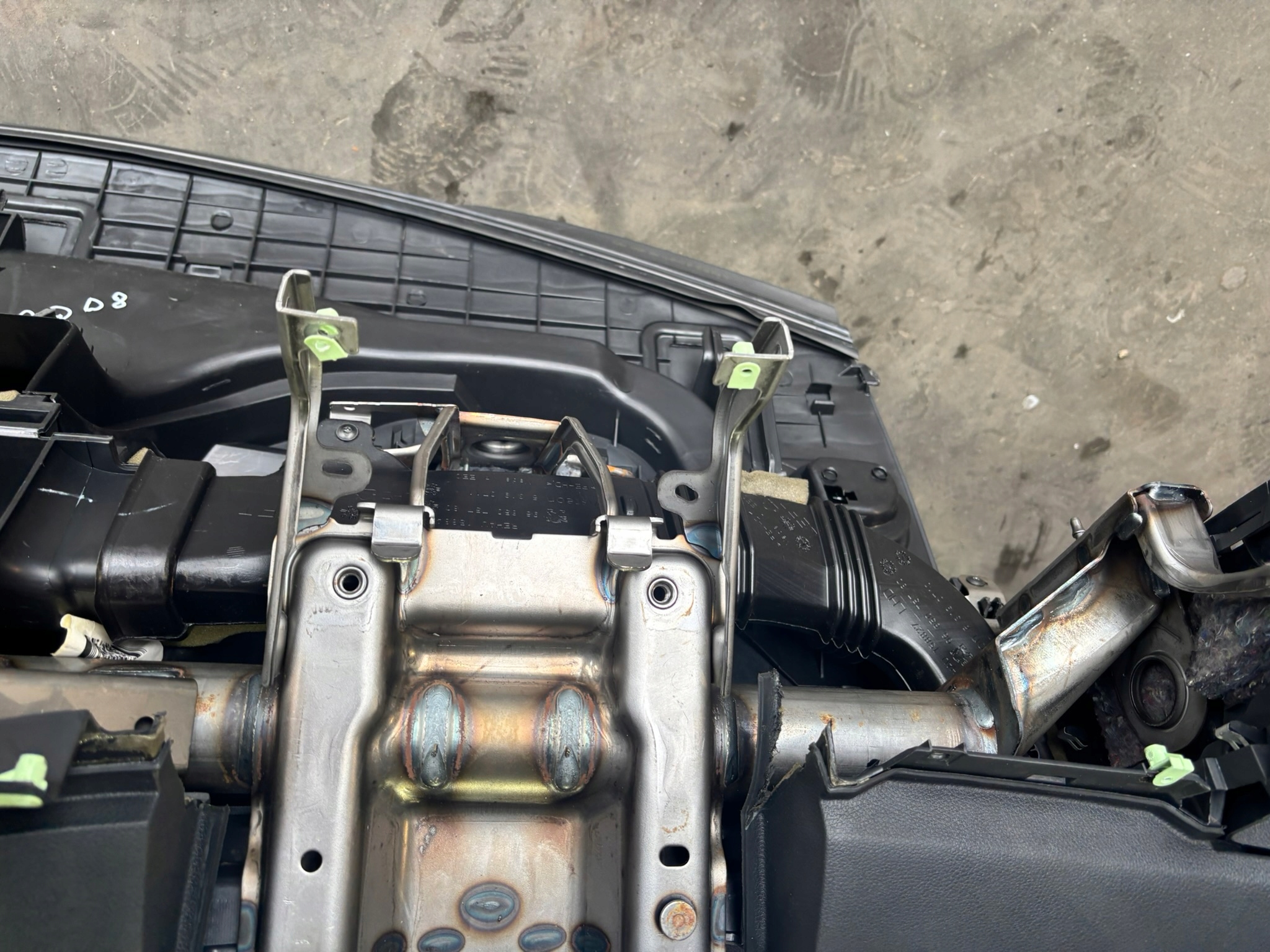 торпеда peugeot 3008 и