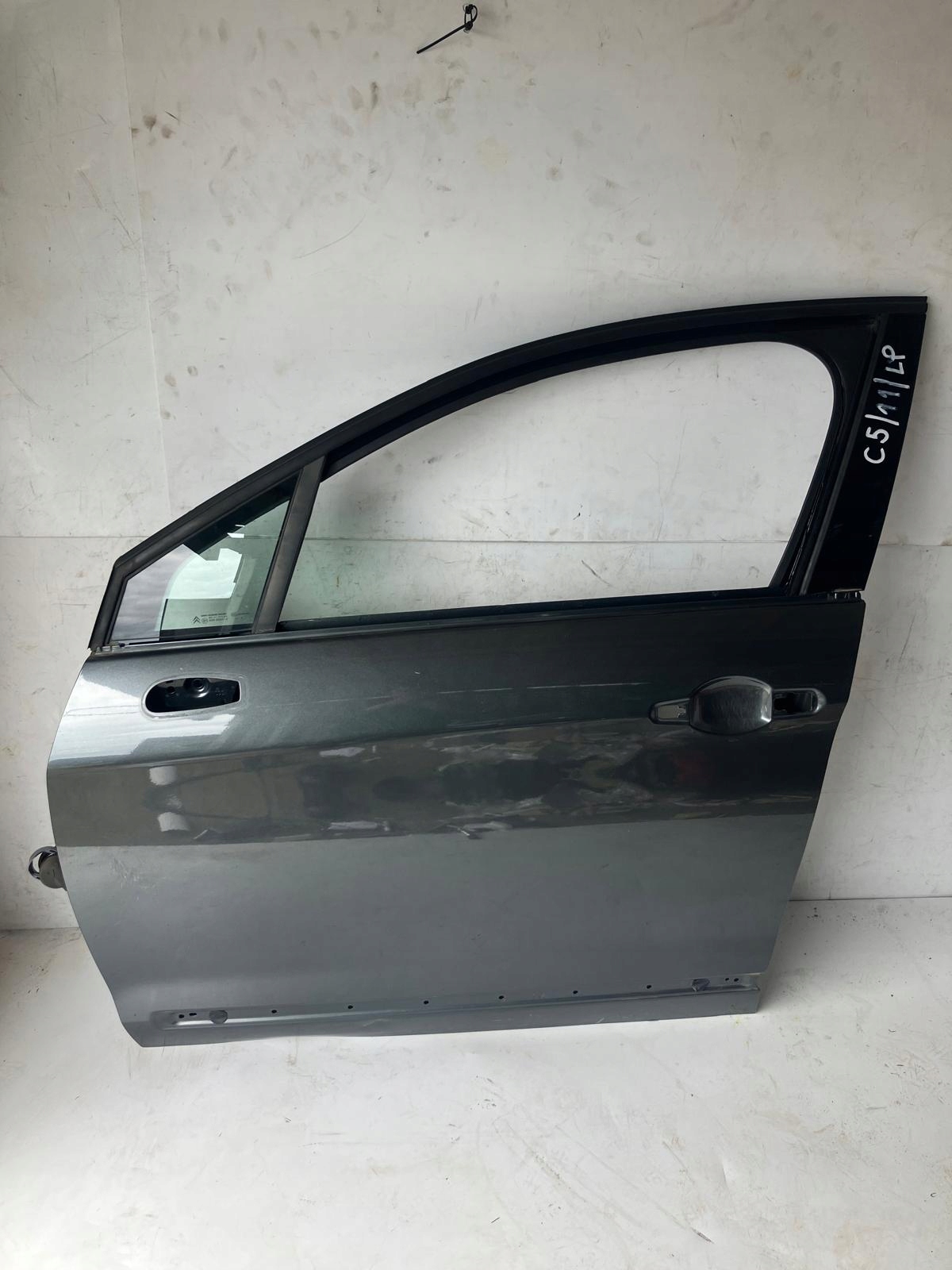 dveře levý předek CITROEN C5 III X7 KTP KTPB