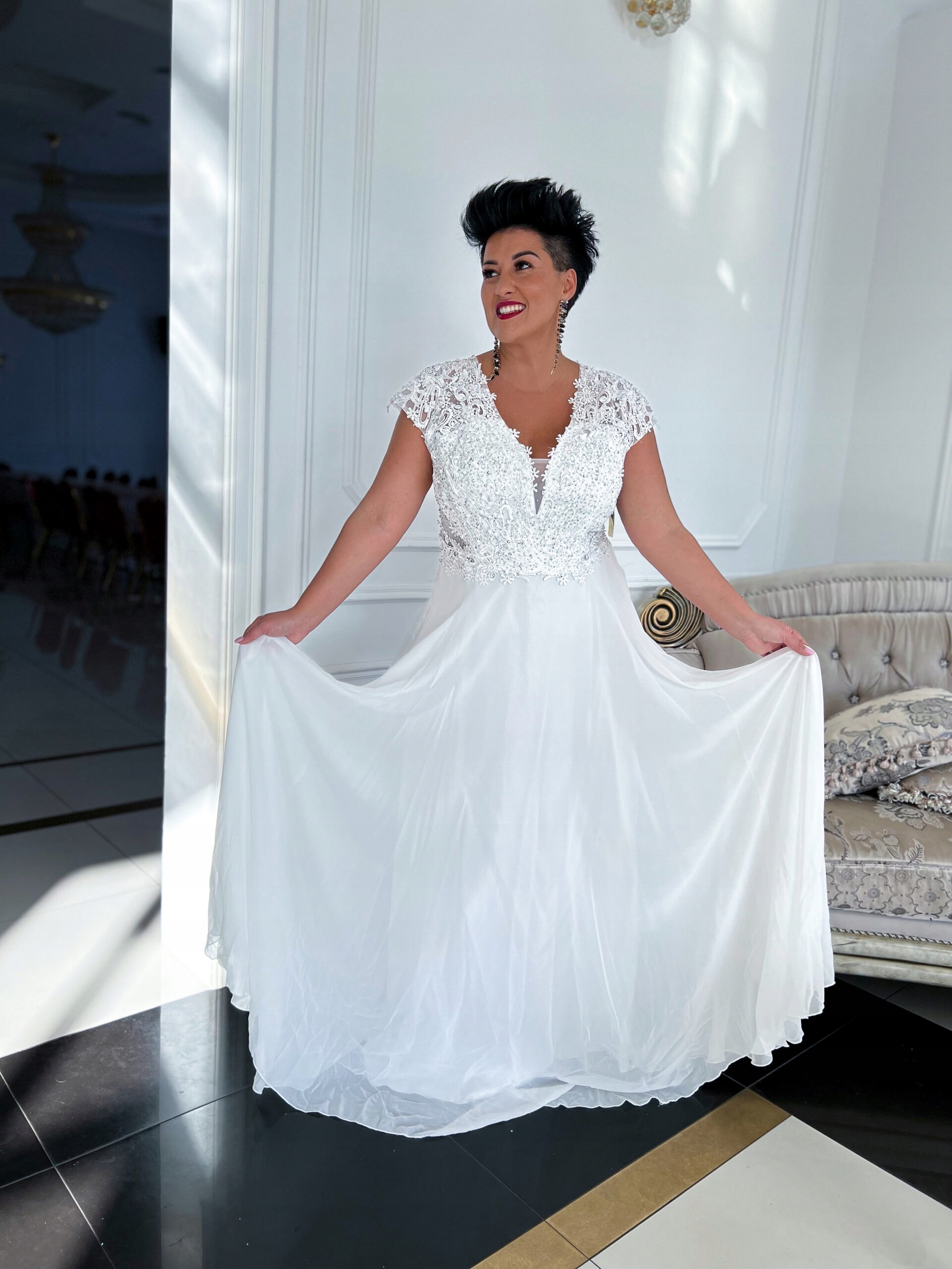 Šaty Dlouhá Svatební Bílá 42