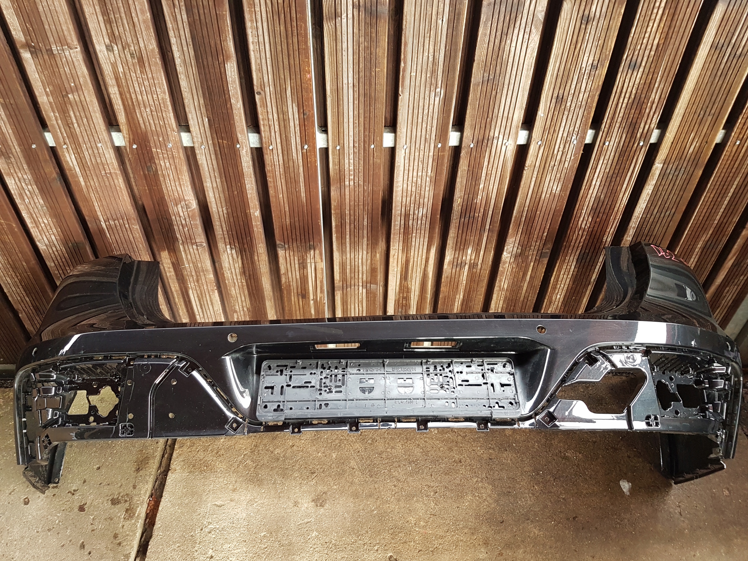 Paraurti posteriore BMW G70 m-packet