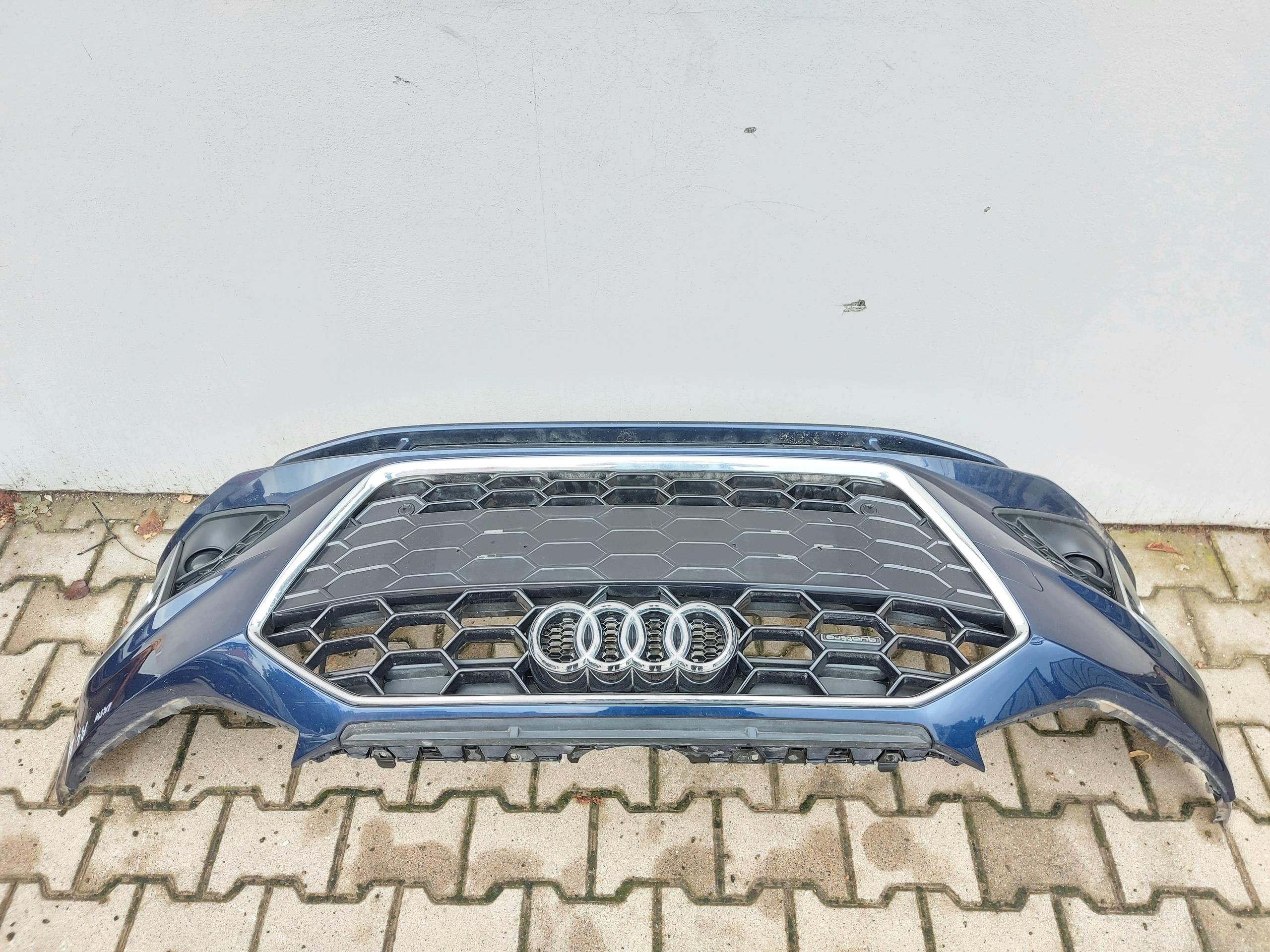 Audi A4 B9 8W LIFT Kombi 8W9 bumper front front complete LX5H, S-Line