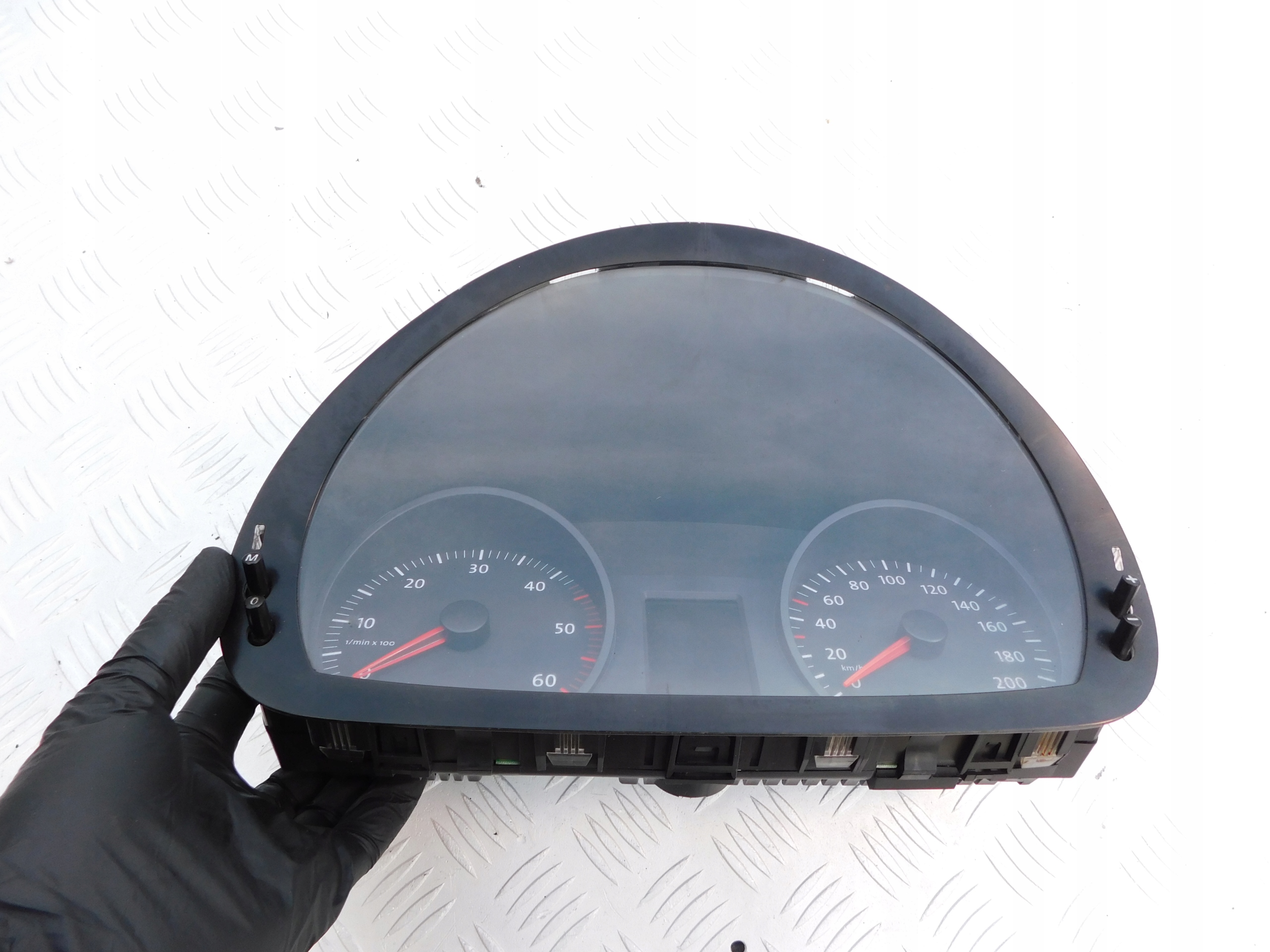Volkswagen Crafter dials dials Europa HVW9064467921