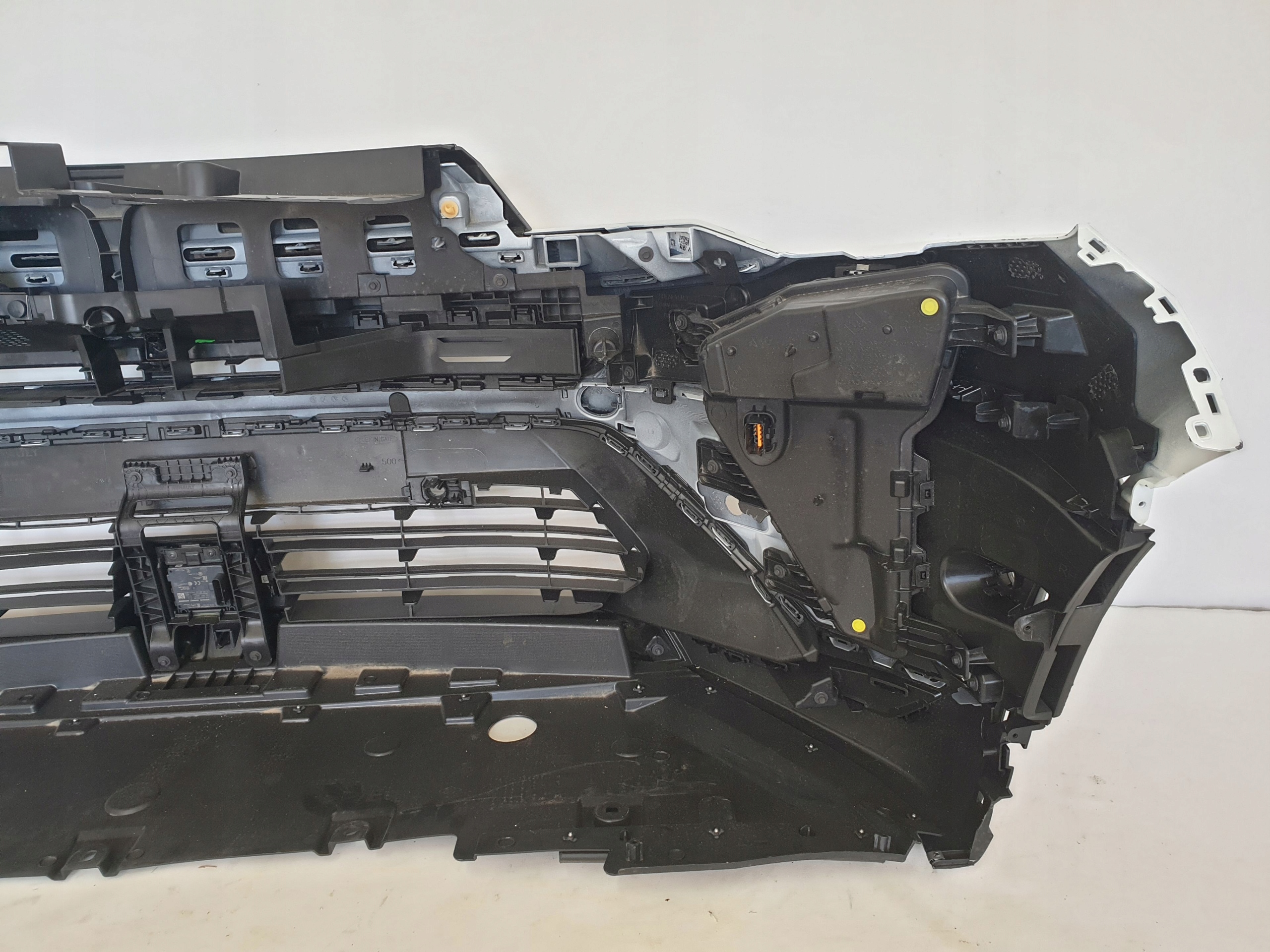 RENAULT CAPTUR II LIFT 24-> bumper front PDC LED RADAR cover KAMERA