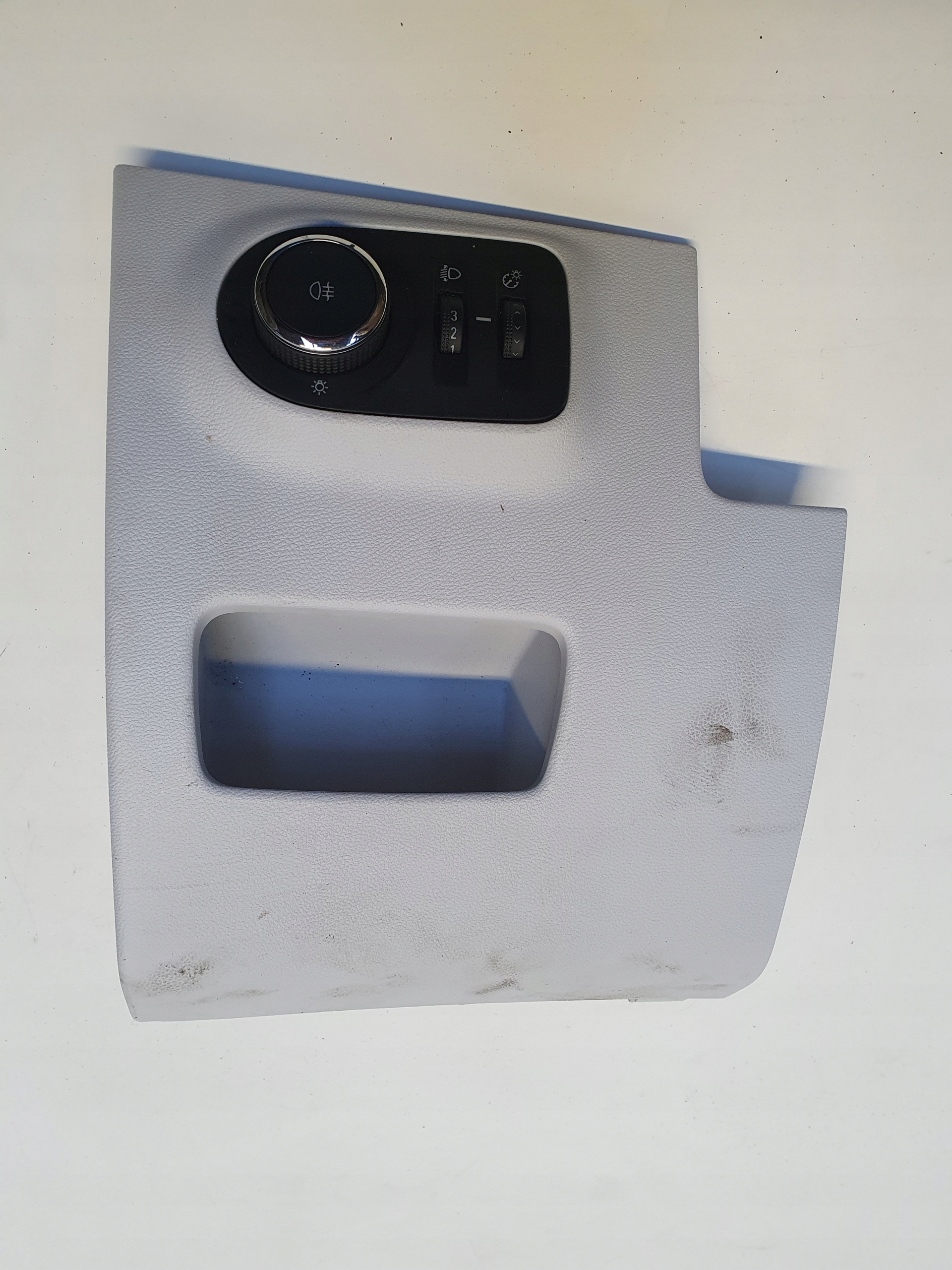 OPEL ADAM spoiler cover plastic of the dashboard consoles