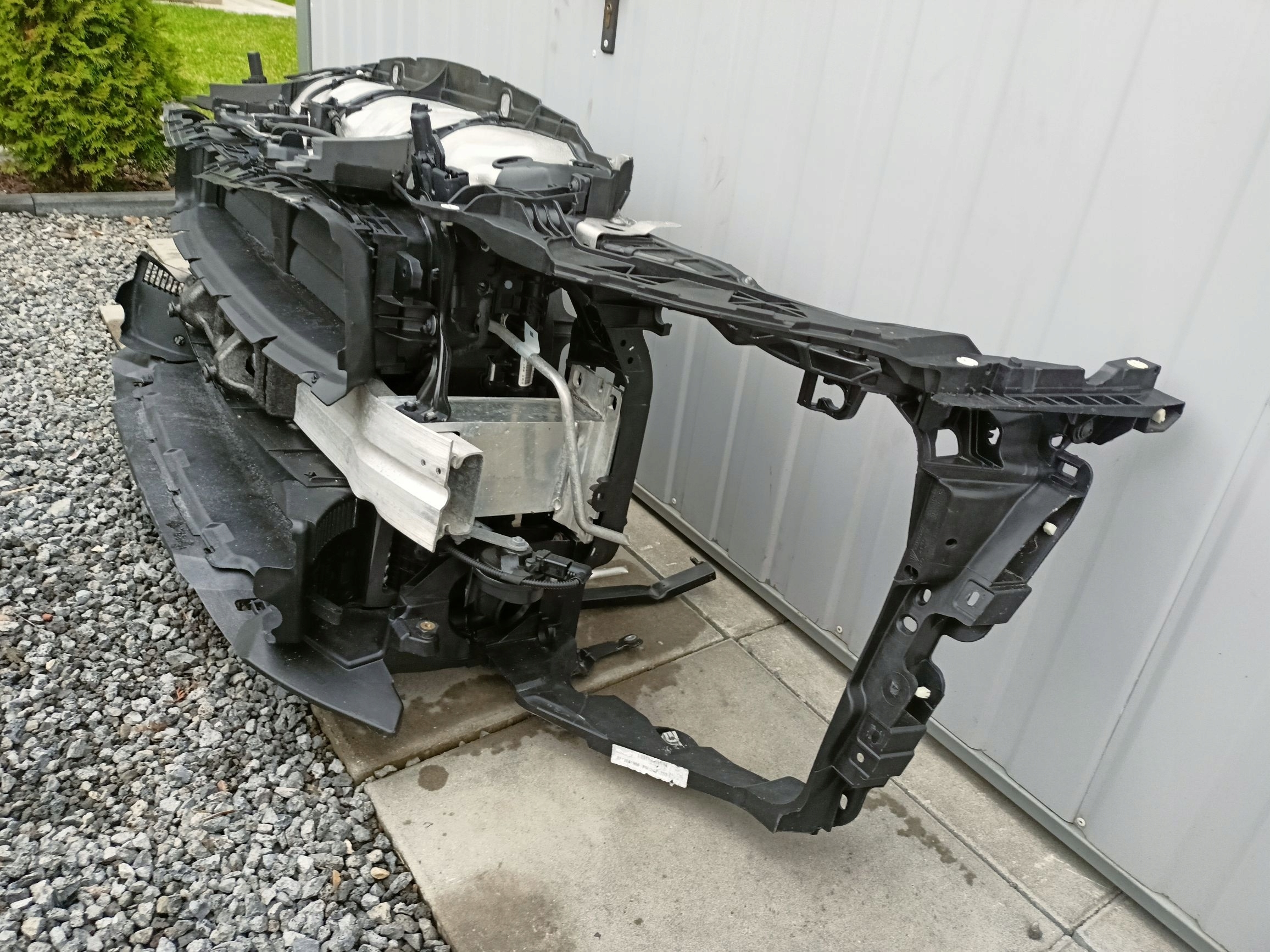 PORSCHE MACAN LIFT 2.0 21- PAS PRZEDNI CHŁODNICE BELKA Numer katalogowy części 95B121207A 95B121003E 8K0121251AK 8R0807113 95B12170H