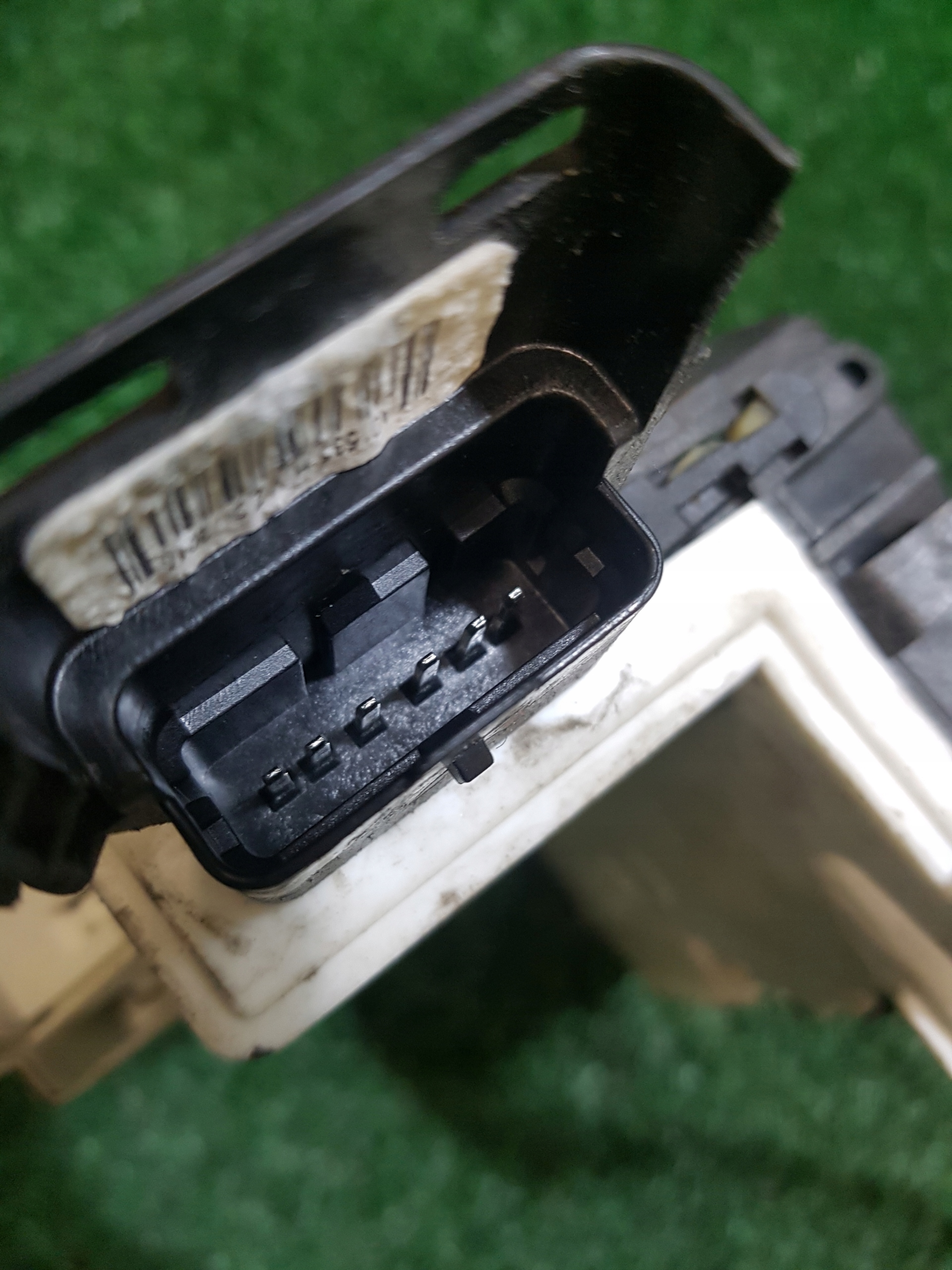 lock door right front CITROEN DS-3 6 PIN