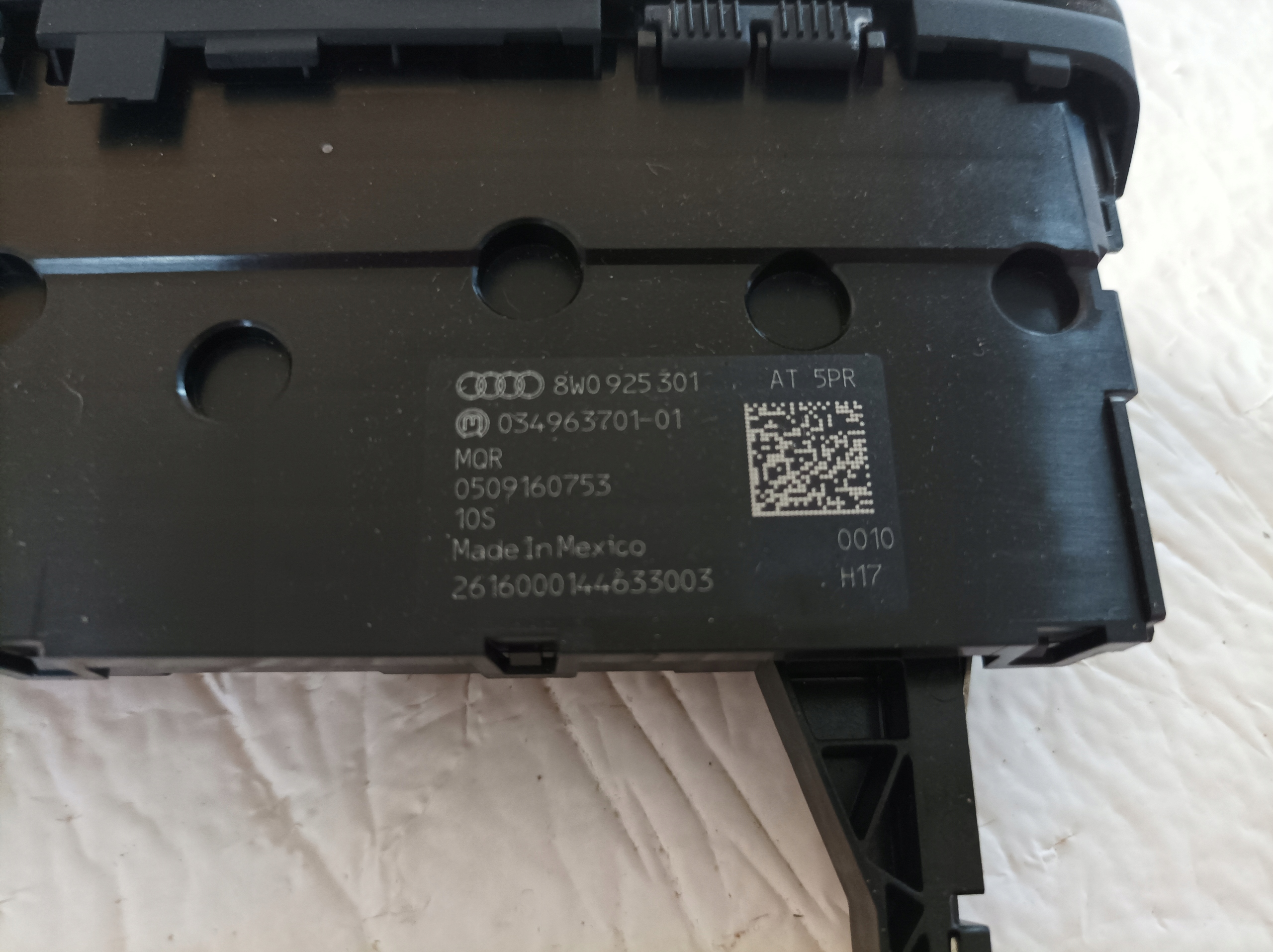 AUDI A4 B9 PANEL prekidači 8W0925301AT