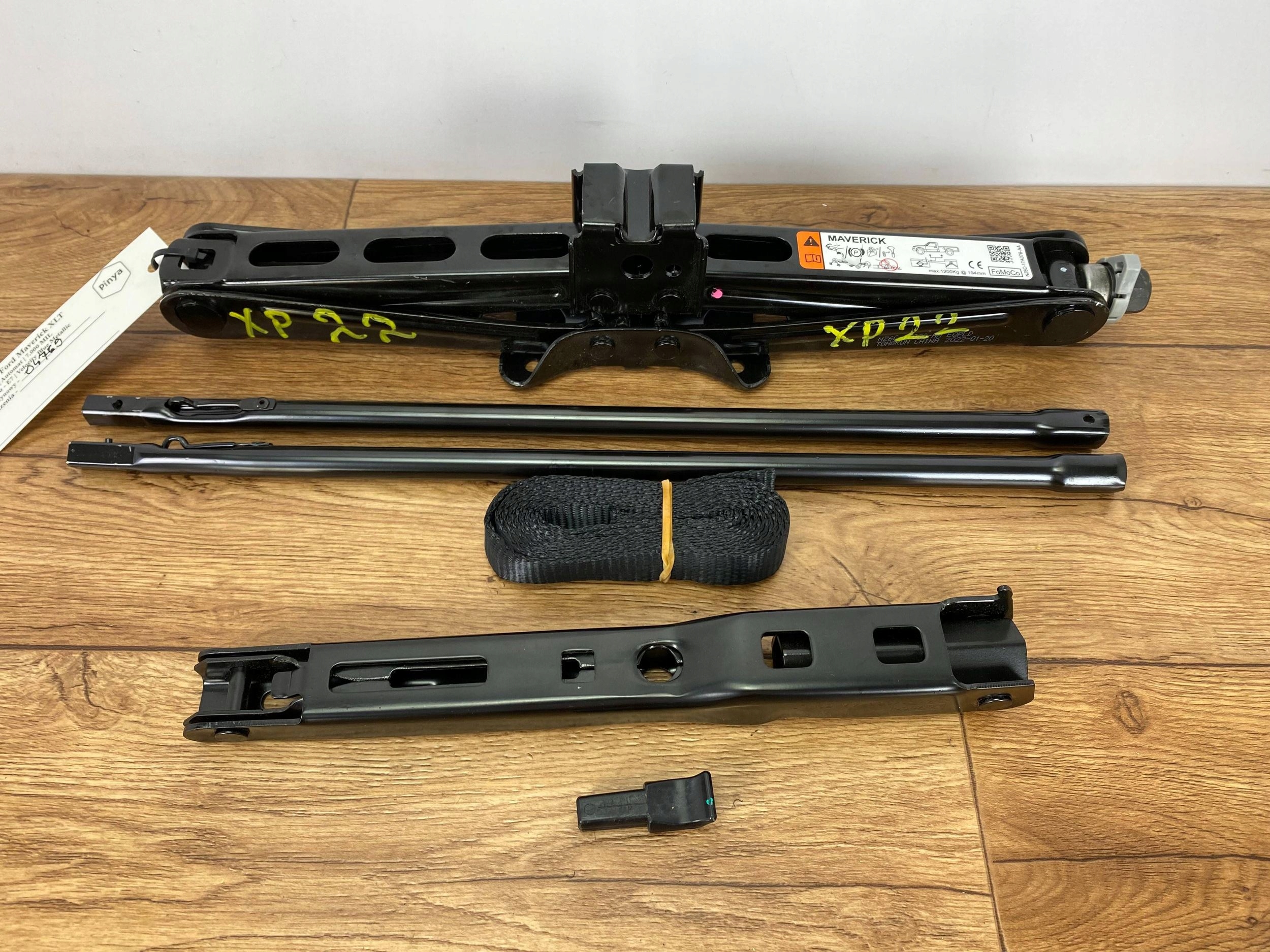 running board narzedzi gear lever lift Ford Maverick 2020+