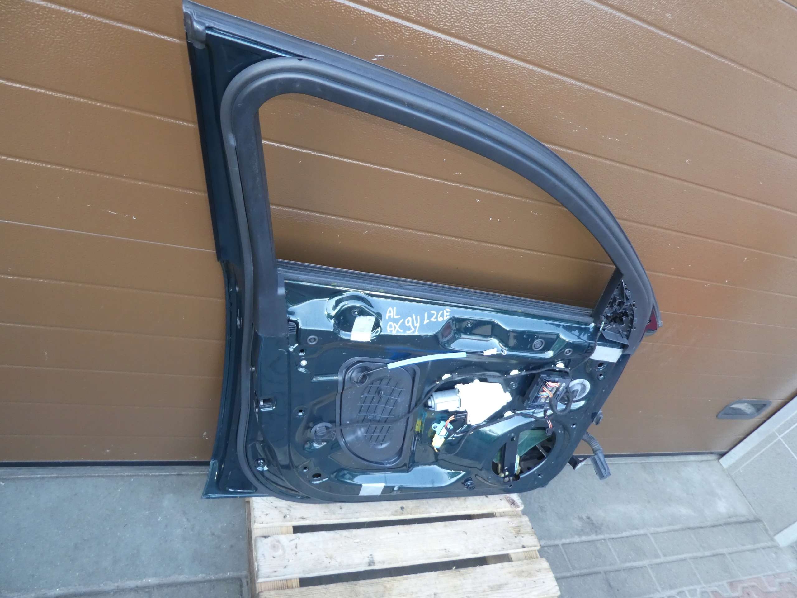 door left front AUDI A4 B8 complete LZ6E