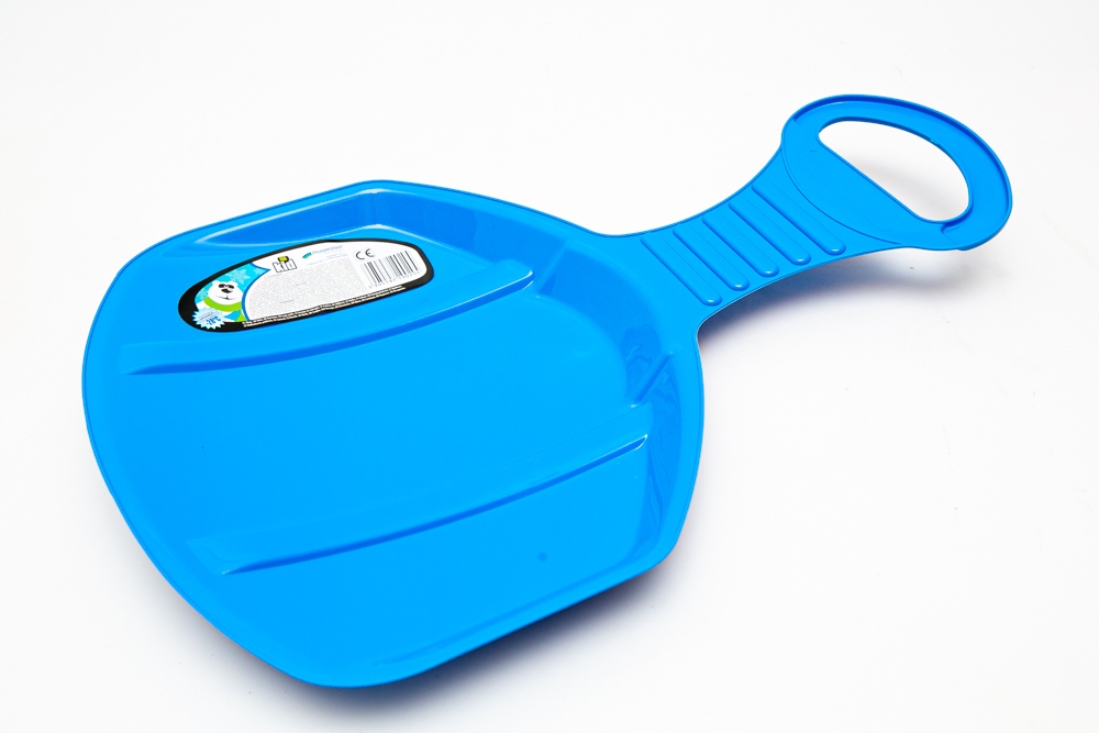 

Ślizg jabłuszko dziecięce na śnieg ślizgacz niebie