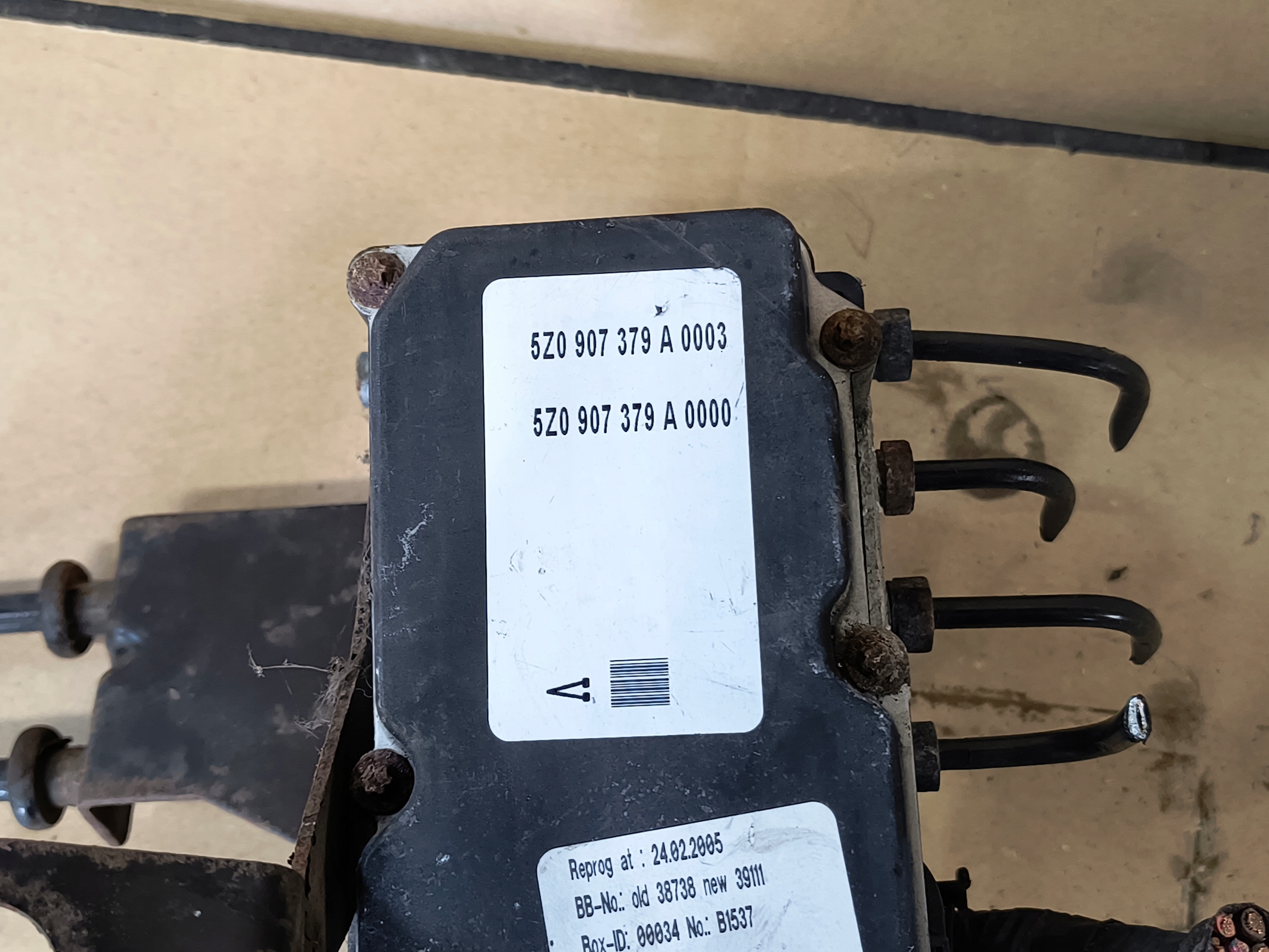 VW FOX brake booster ABS control unit 0003 0000 5Z0907379A