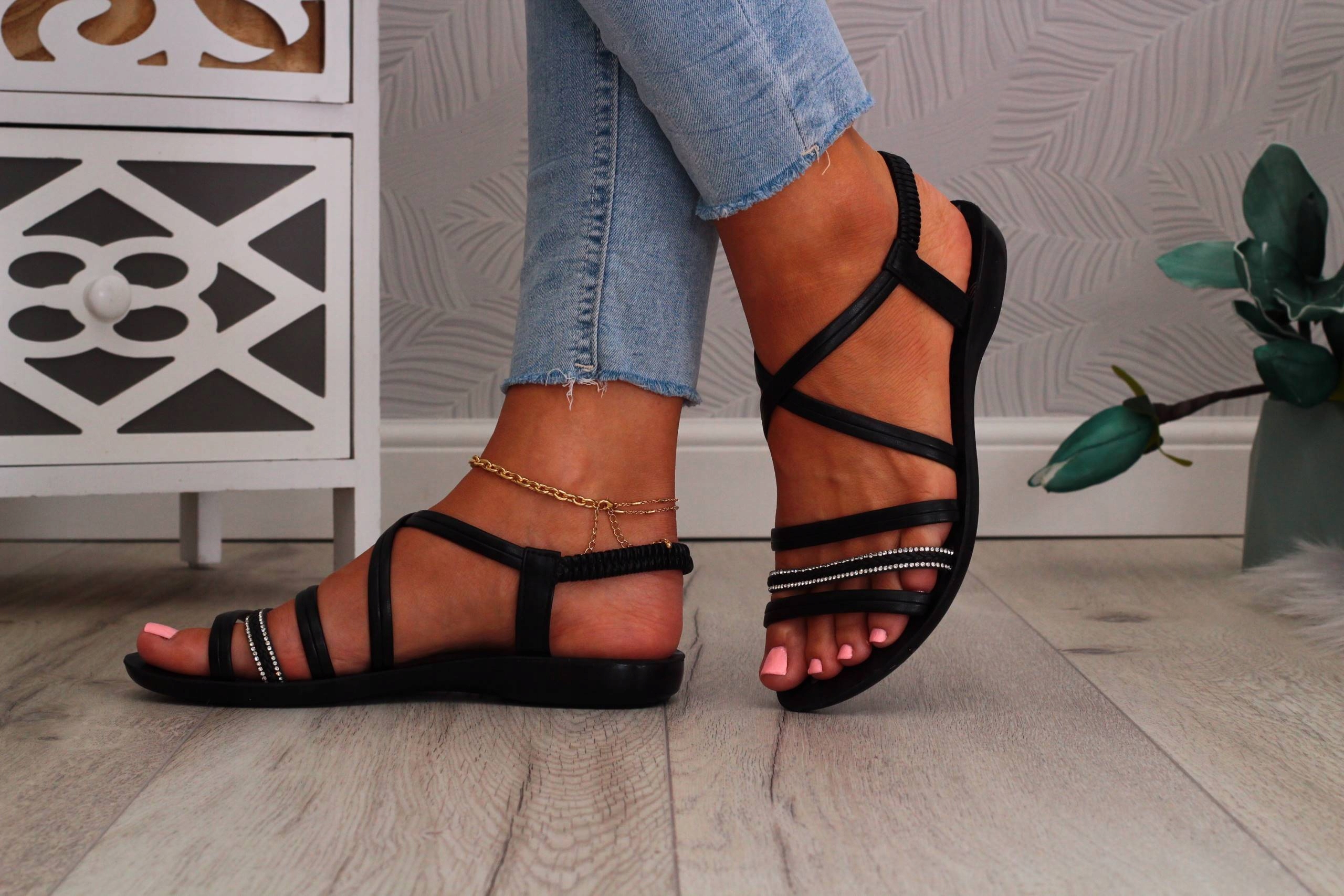 SANDAŁY SPORTOWE DAMSKIE Z GUMECZKAMI PŁASKIE Długość wkładki 25 cm