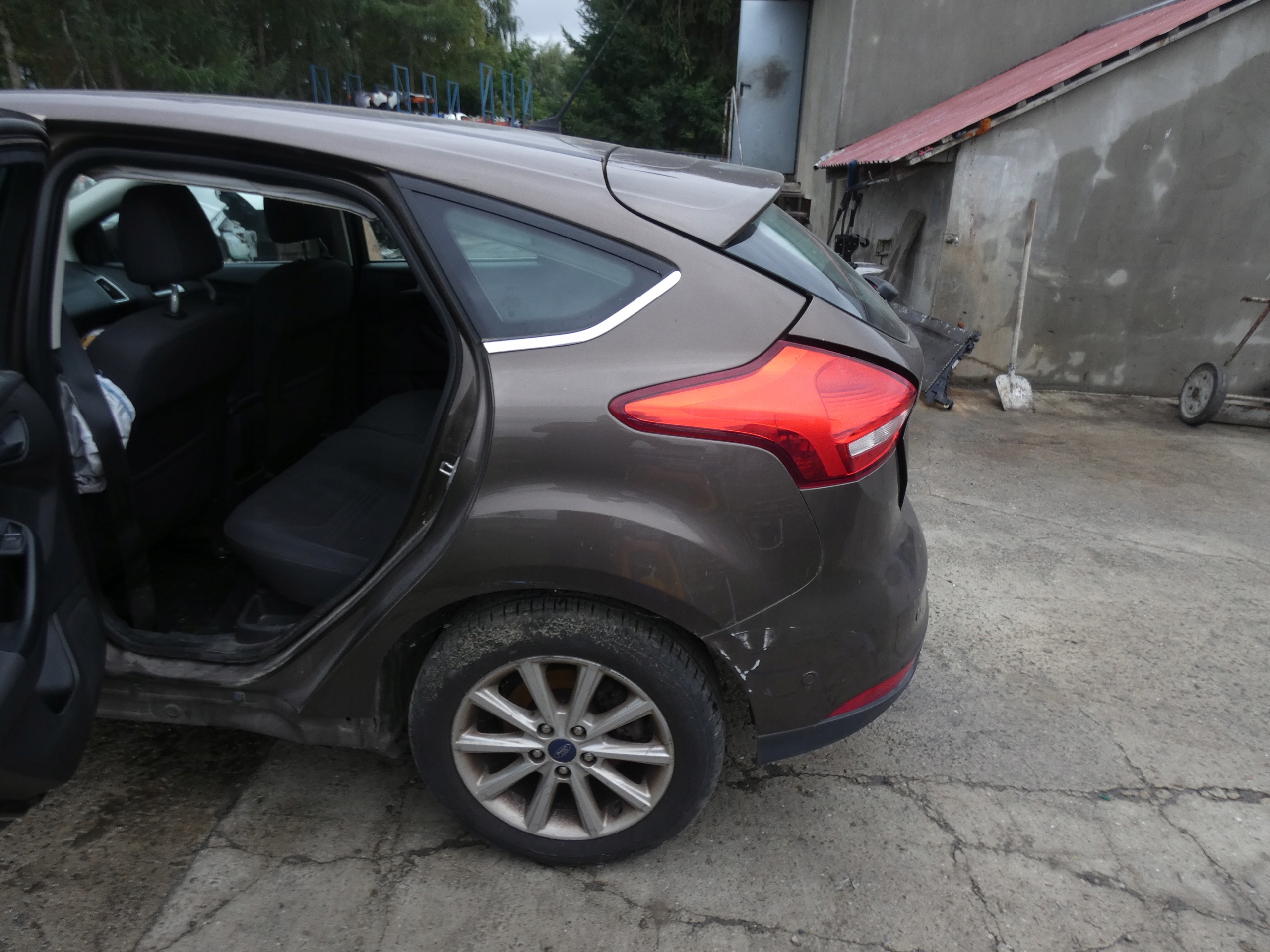 FORD FOCUS MK3 fender quarter left right rear part