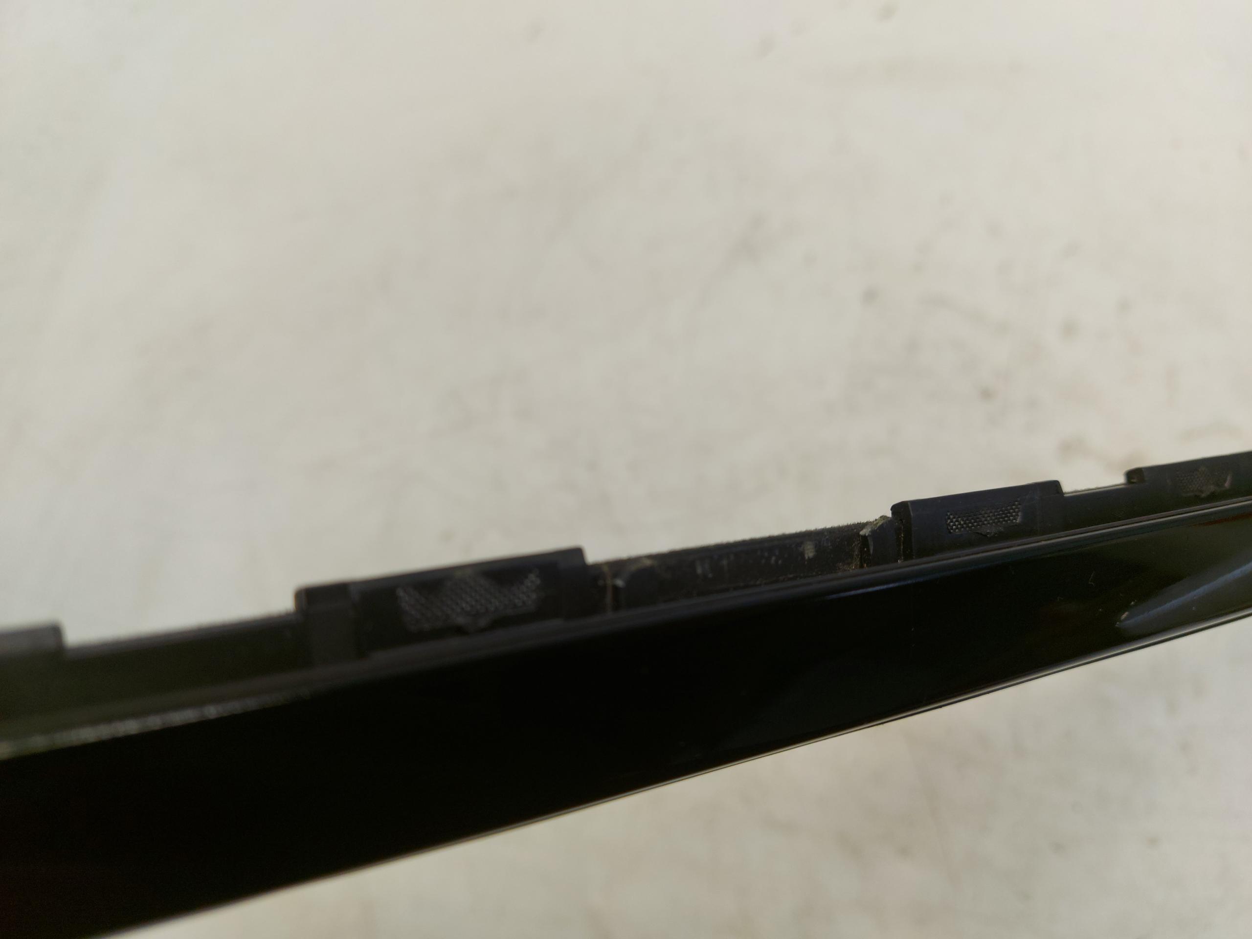 Peugeot 408 GT P54 moulding dust right front
