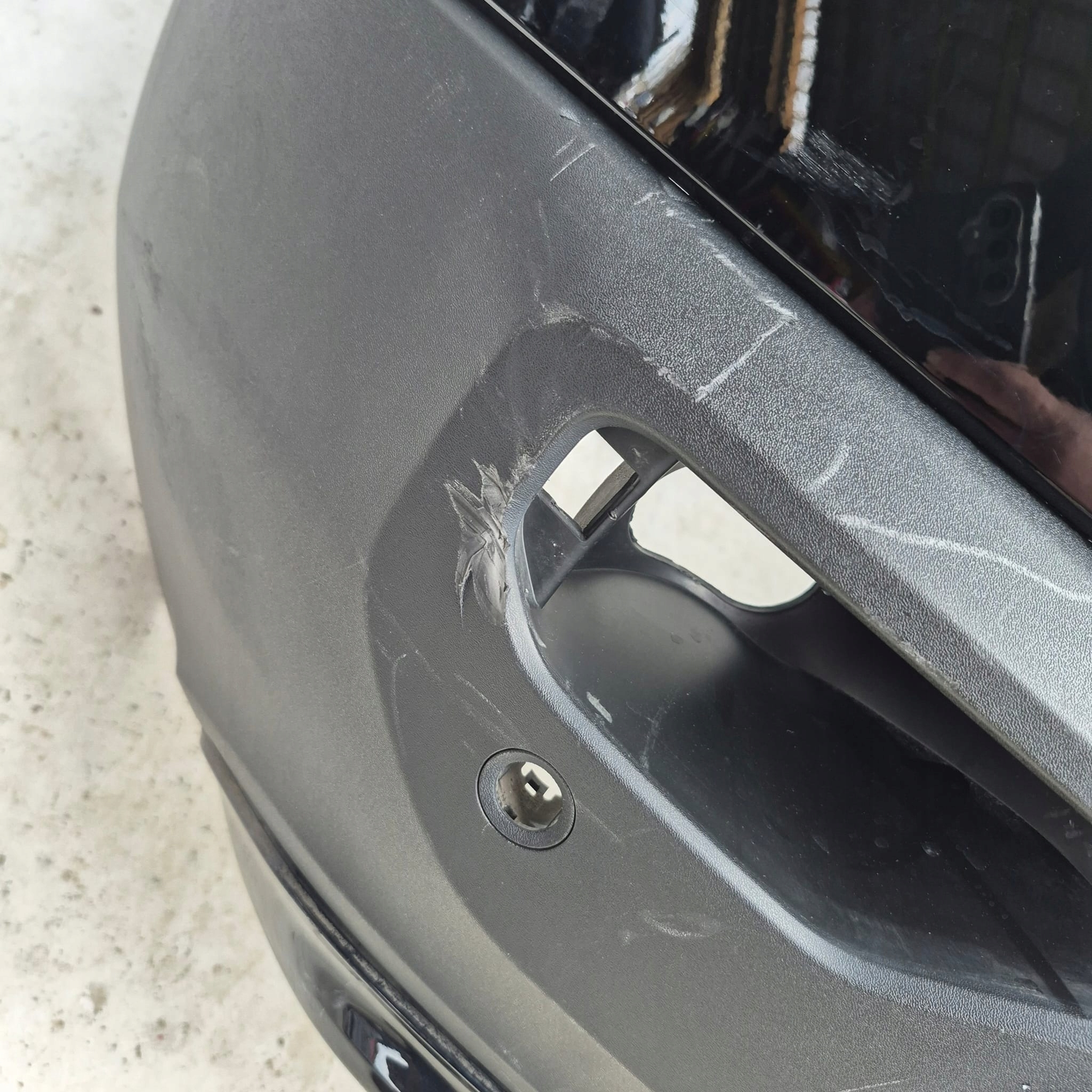 VOLVO XC40 17-> bumper rear part rear PDC