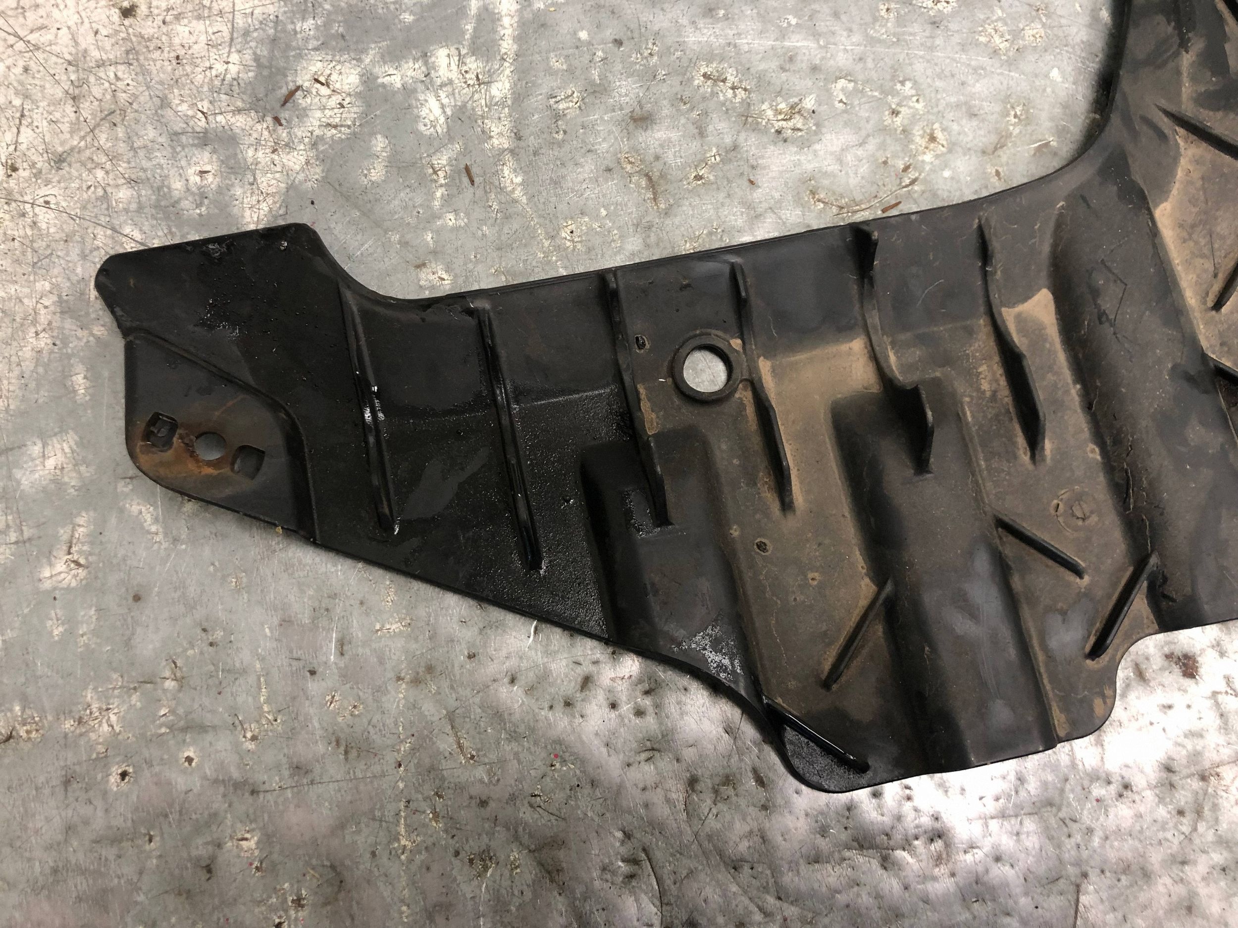 blende abdeckung unterfahrschutz AUDI A3 8P LIFT 1K0501713E