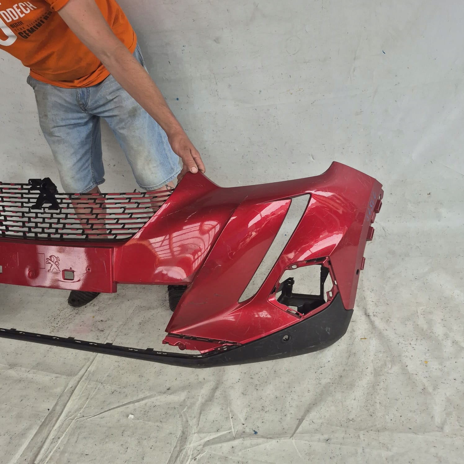 PEUGEOT 2008 II 2 19-23 bumper front front PDC