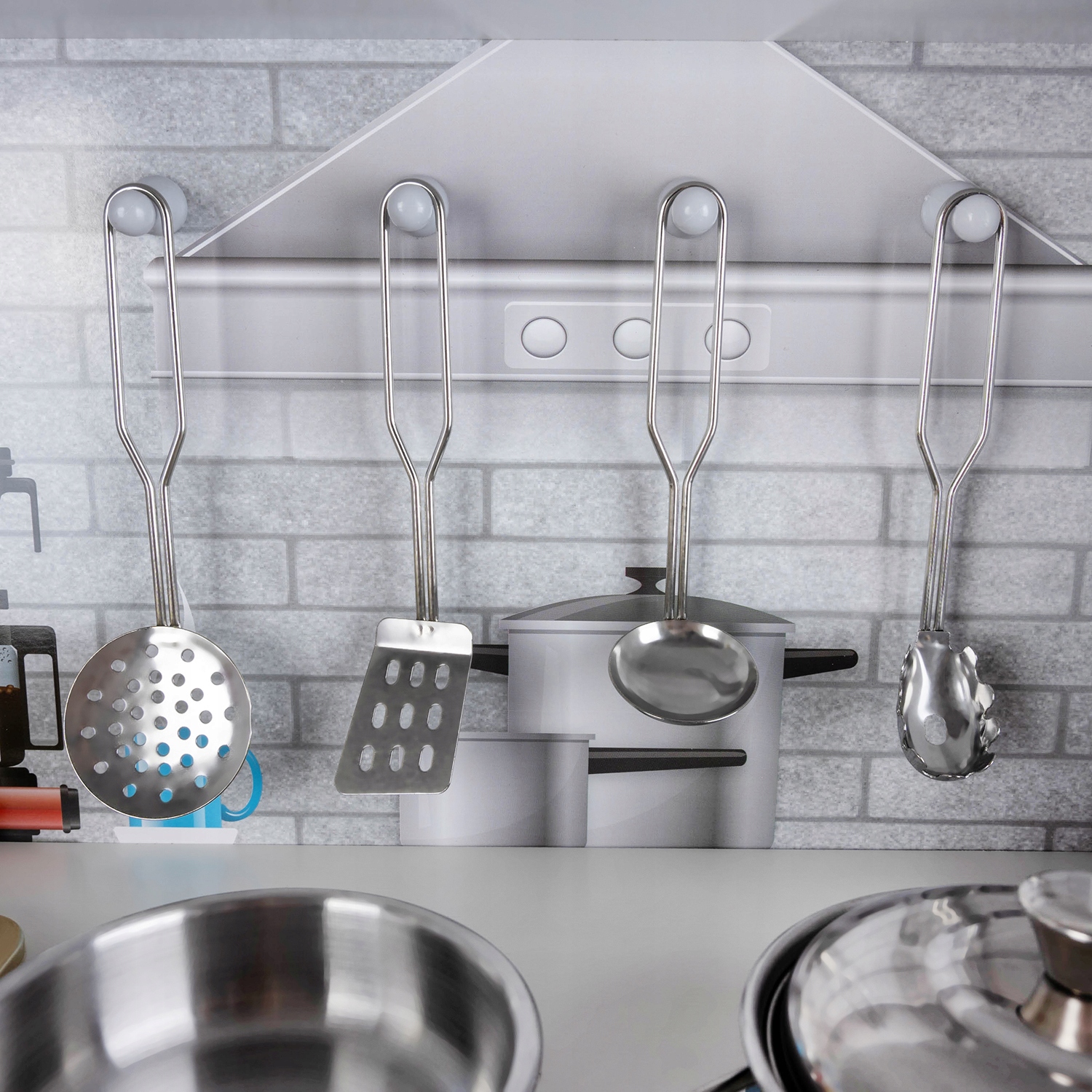 Medinė virtuvė vaikams, didelė viryklė + priedai, puodai, LED lemputės, baltos spalvos