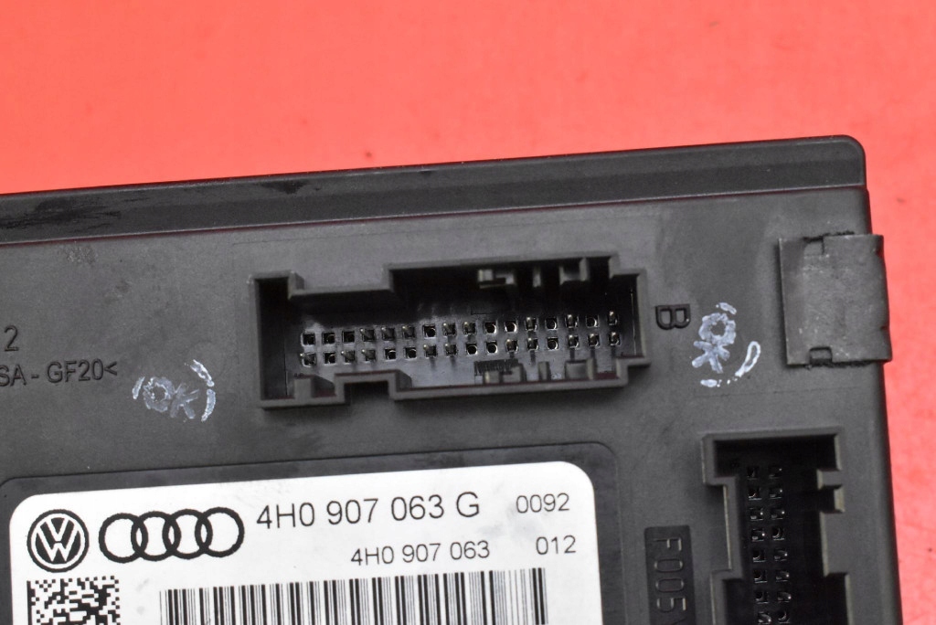 Unité commande confort BCM 4H0907063G AUDI A8 D4 4.2 FSI 372 KM 10-14