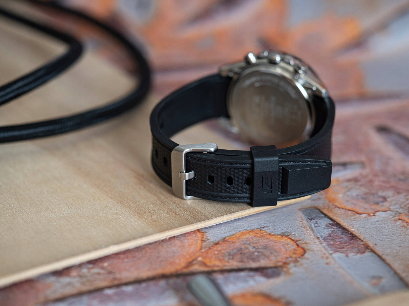 MĘSKI ZEGAREK CASIO ECB-900MP-1AEF EDIFICE SOLAR Model CASIO ECB-900MP-1AEF