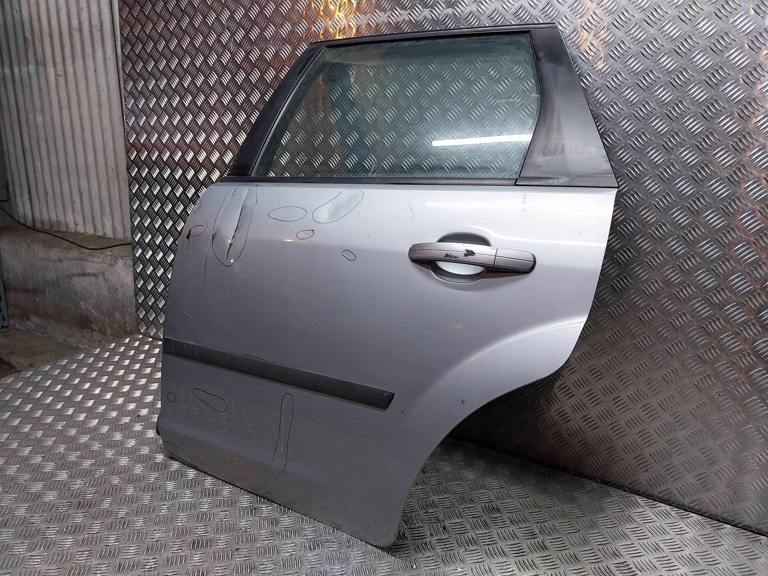 Tür heck links FORD FOCUS MK2 KOMBI 04